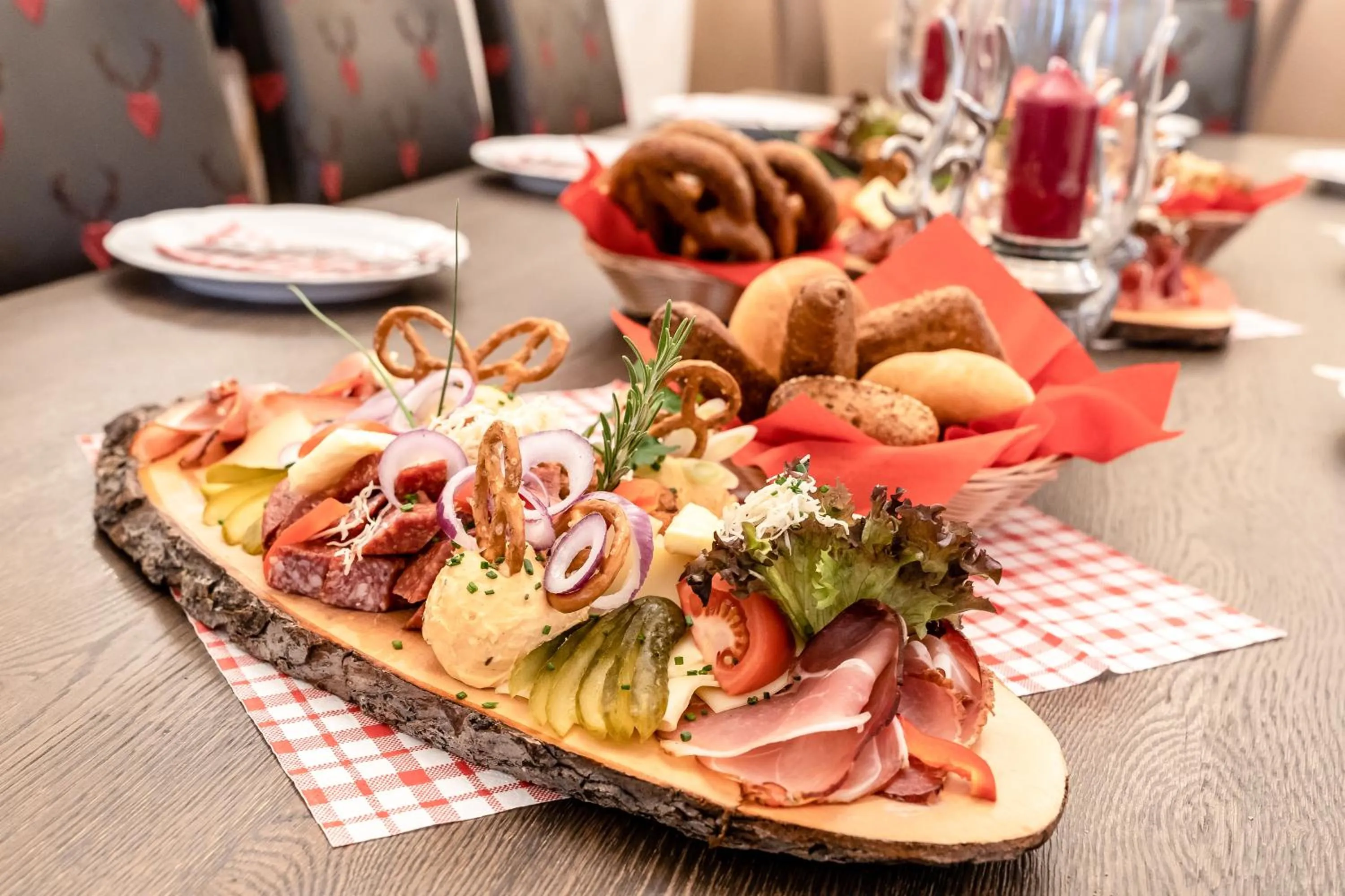 Restaurant/places to eat in Hotel Neuwirt