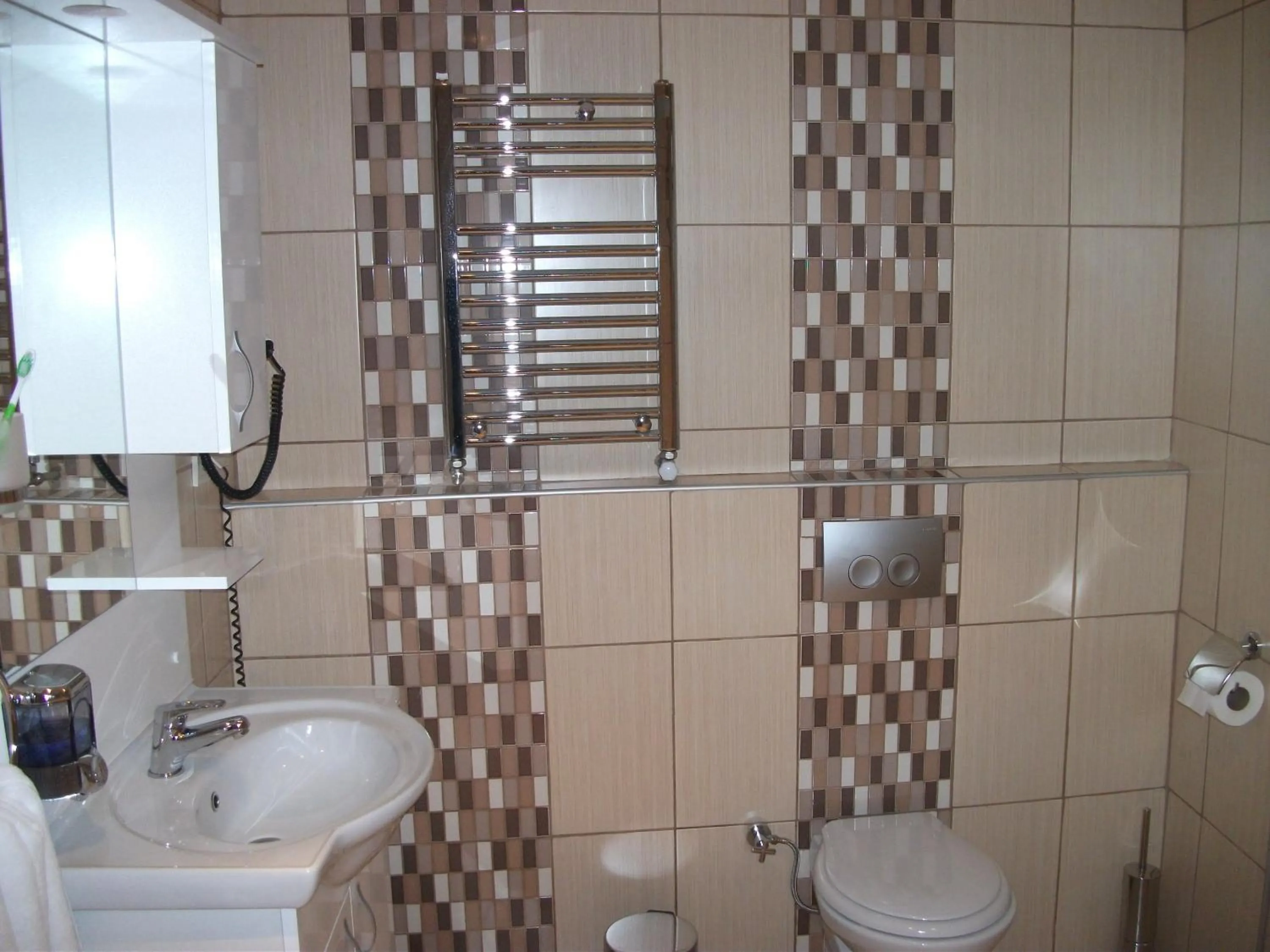 Bathroom in Sultan Palace Hotel