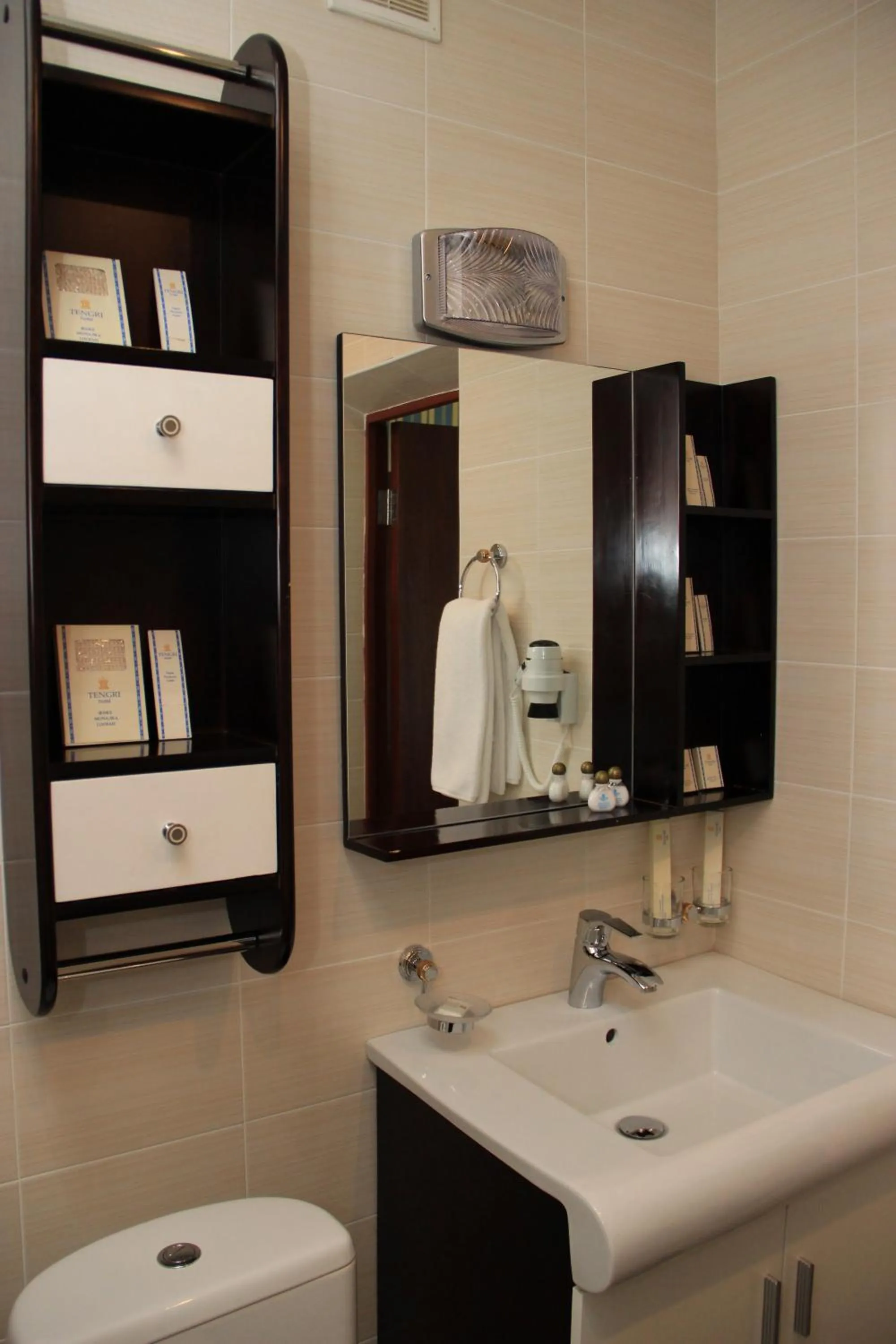 Bathroom in Tengri Hotel