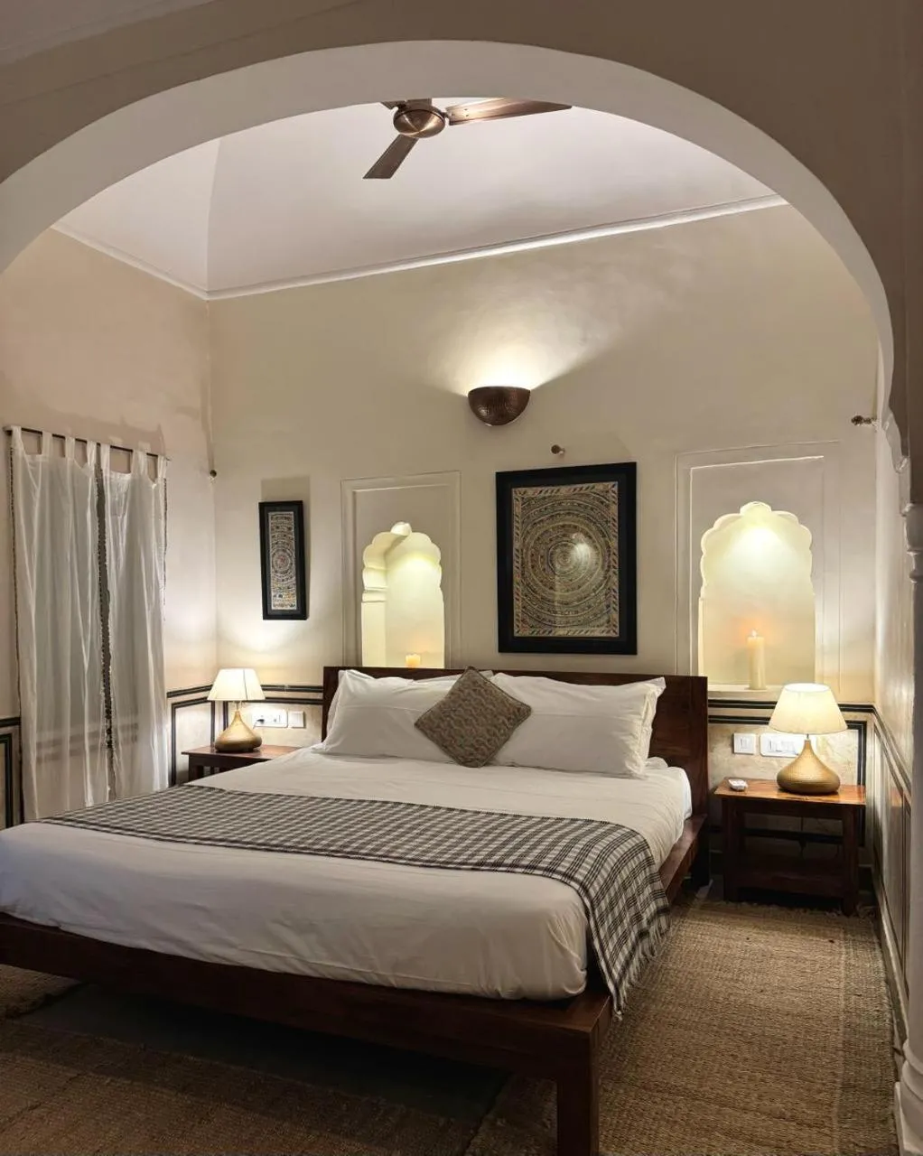Bed in Mandawa Kothi