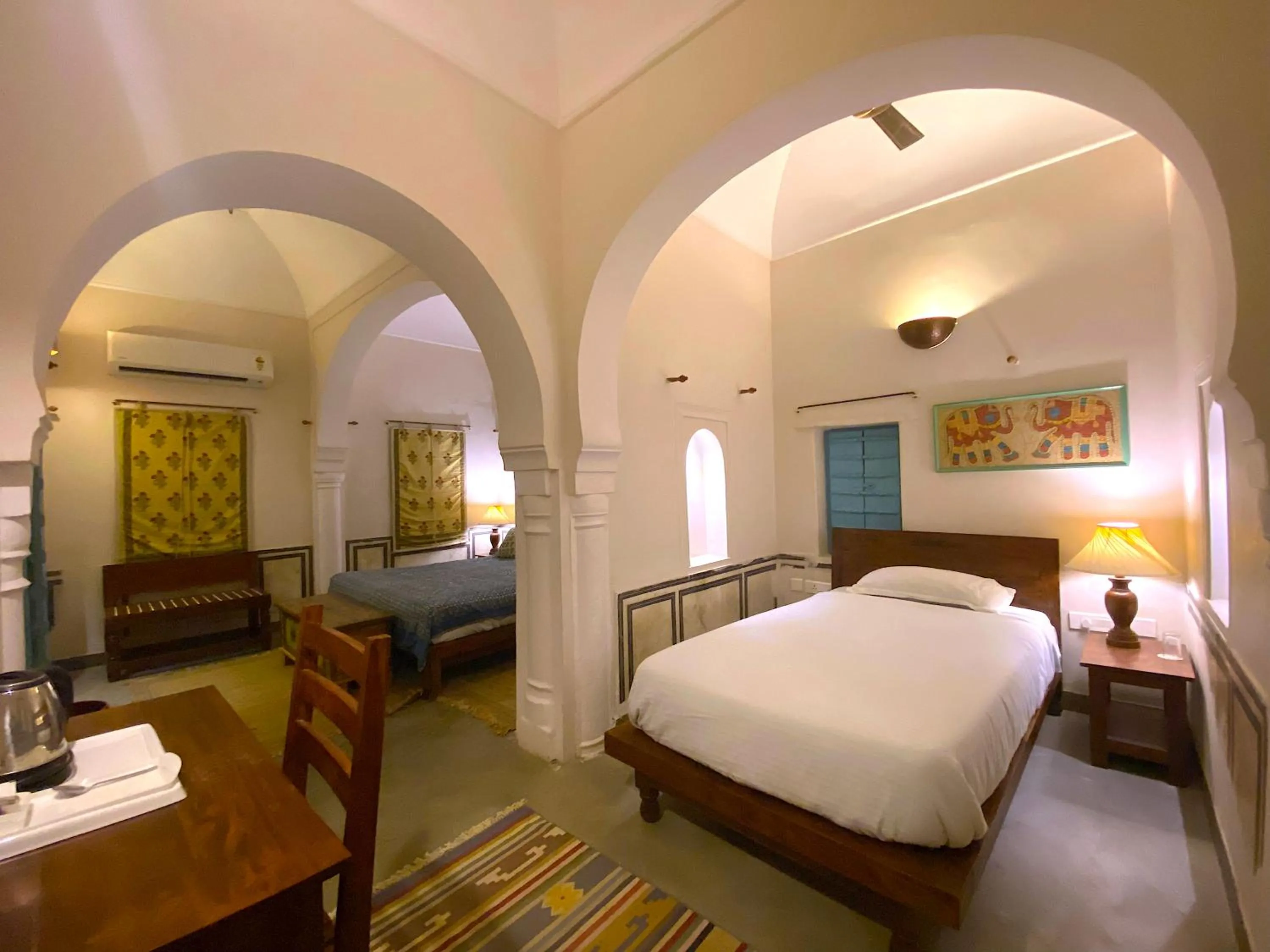 Bed in Mandawa Kothi