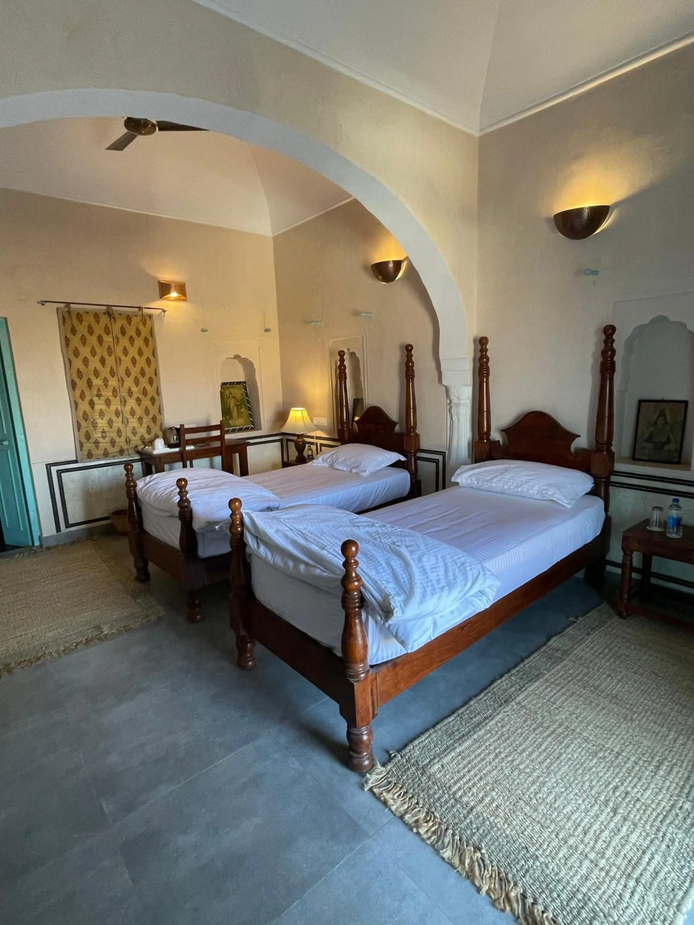 Bed in Mandawa Kothi