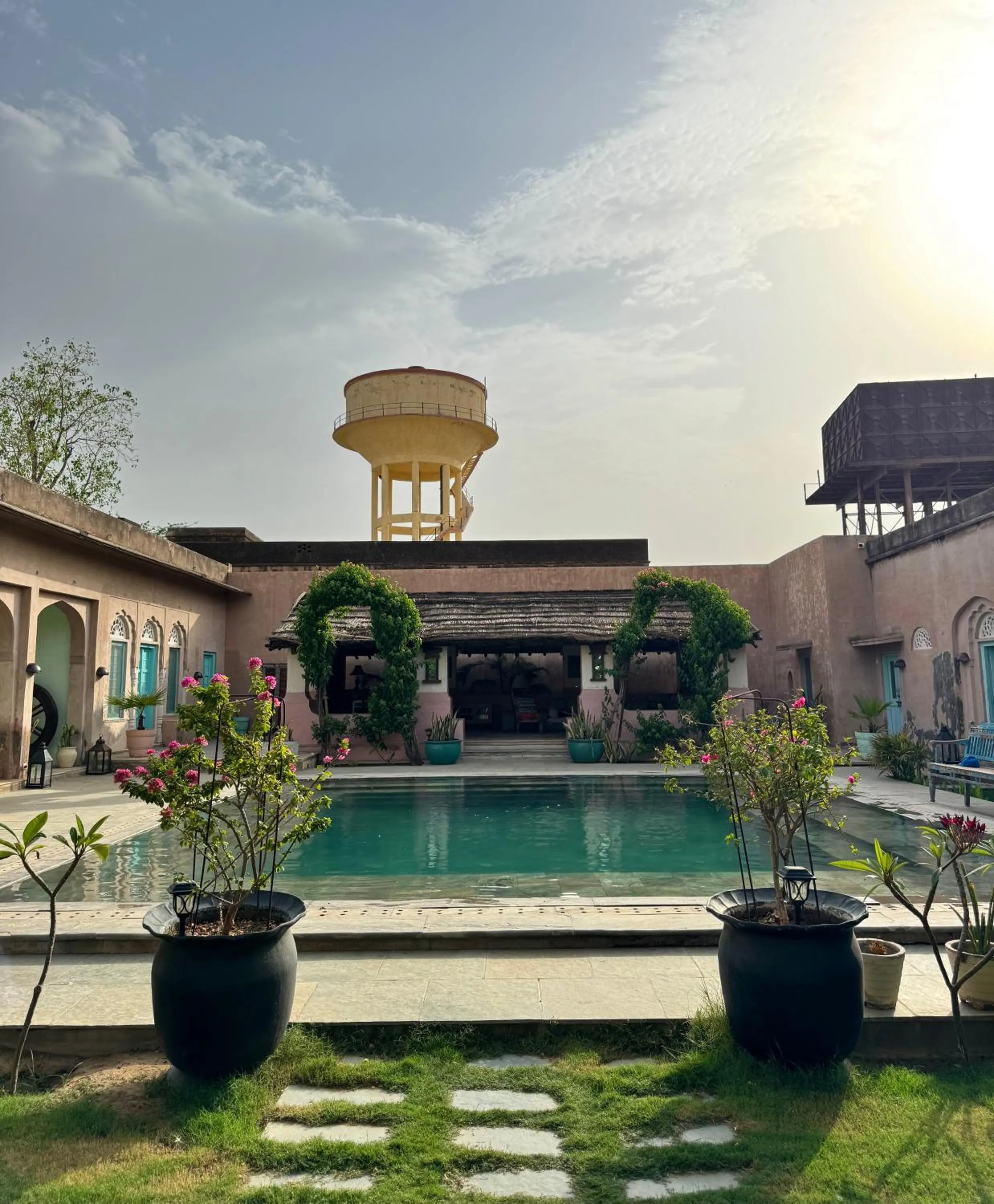 Swimming pool in Mandawa Kothi