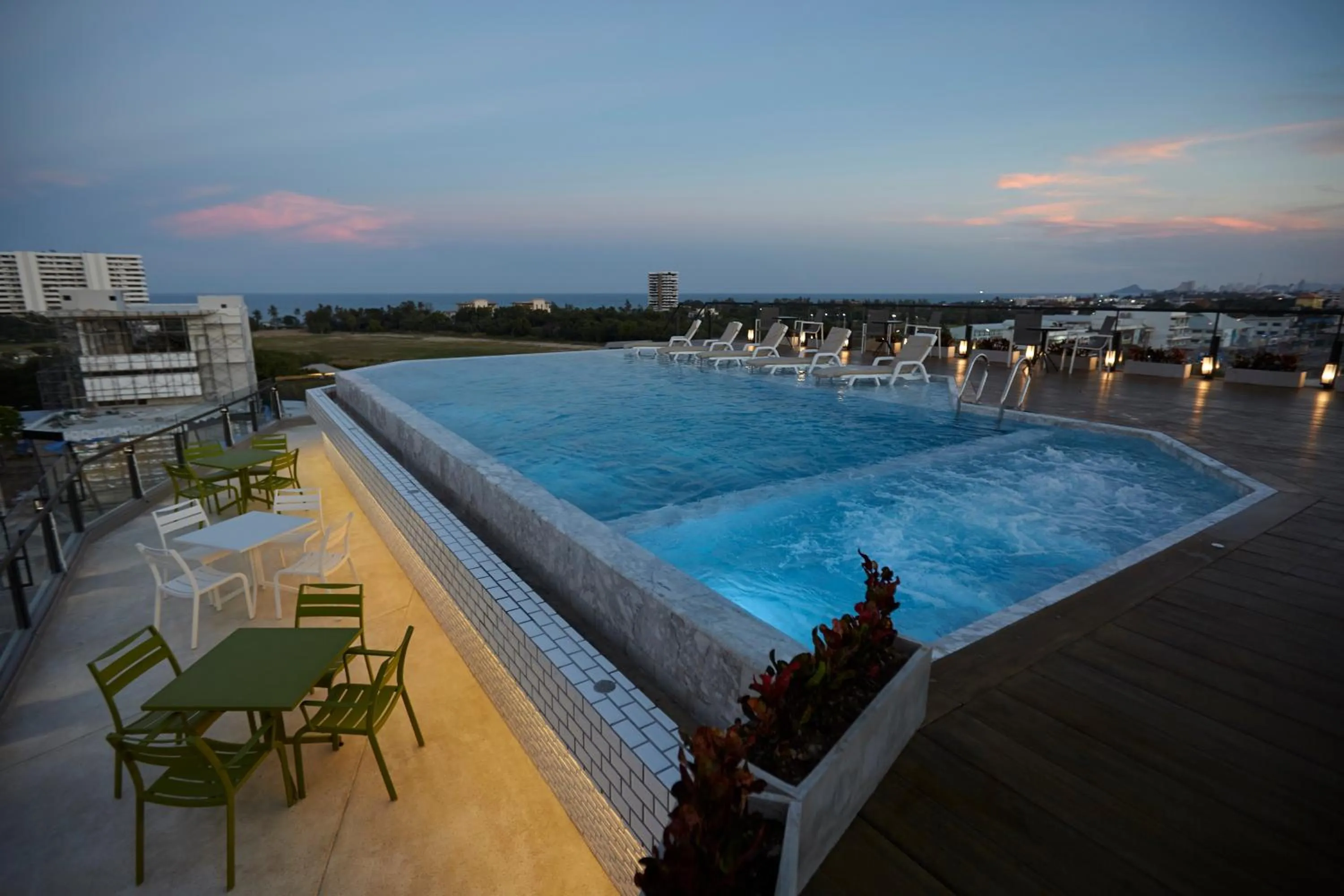 Swimming pool in Whale Hua Hin - SHA Plus