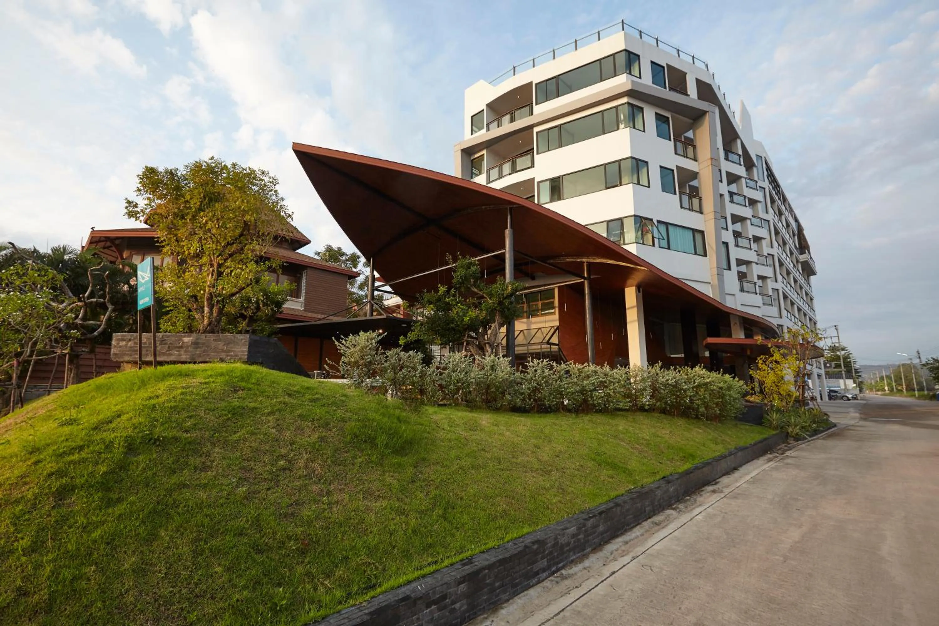 Facade/entrance in Whale Hua Hin - SHA Plus