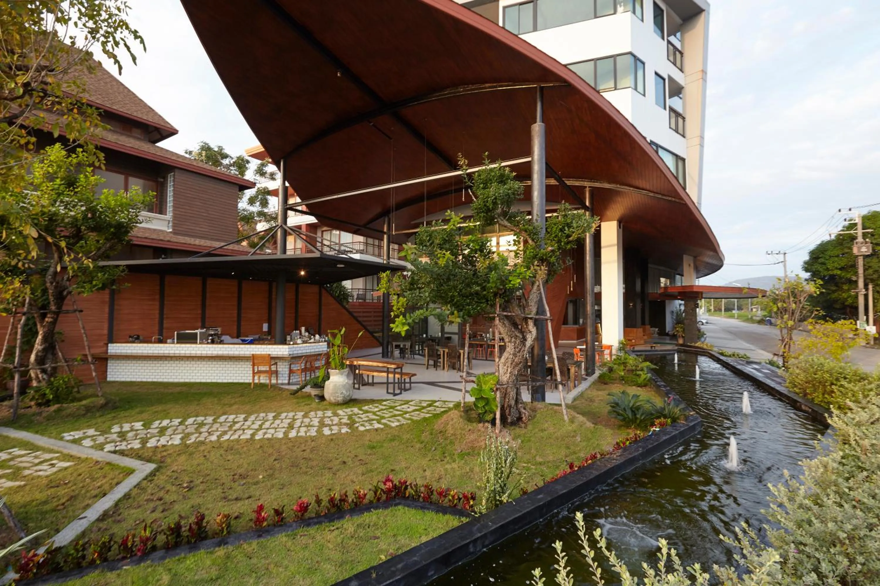 Restaurant/places to eat in Whale Hua Hin - SHA Plus