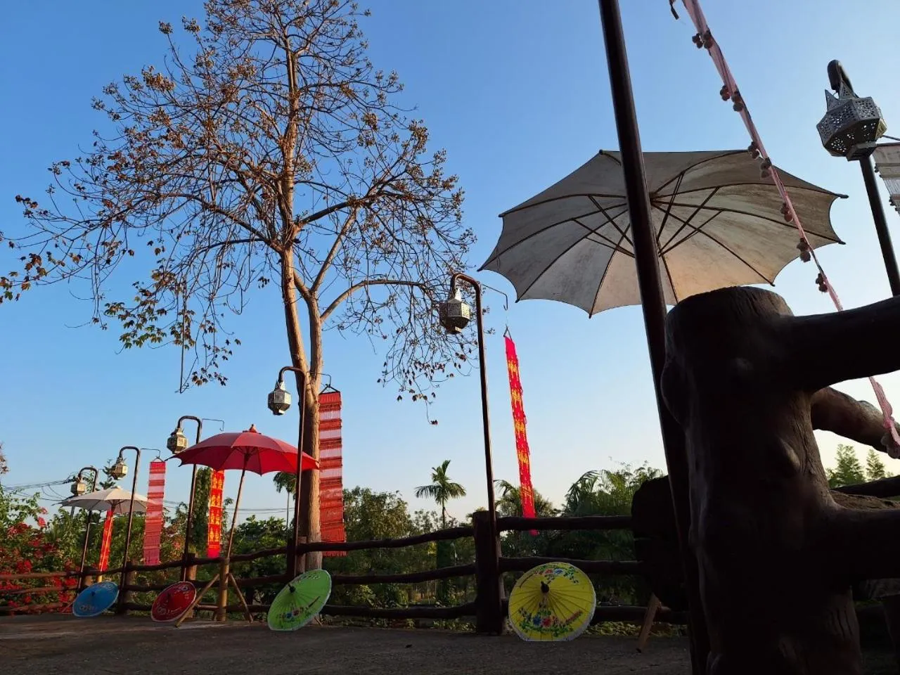 Restaurant/places to eat in Sasidara Resort Nan