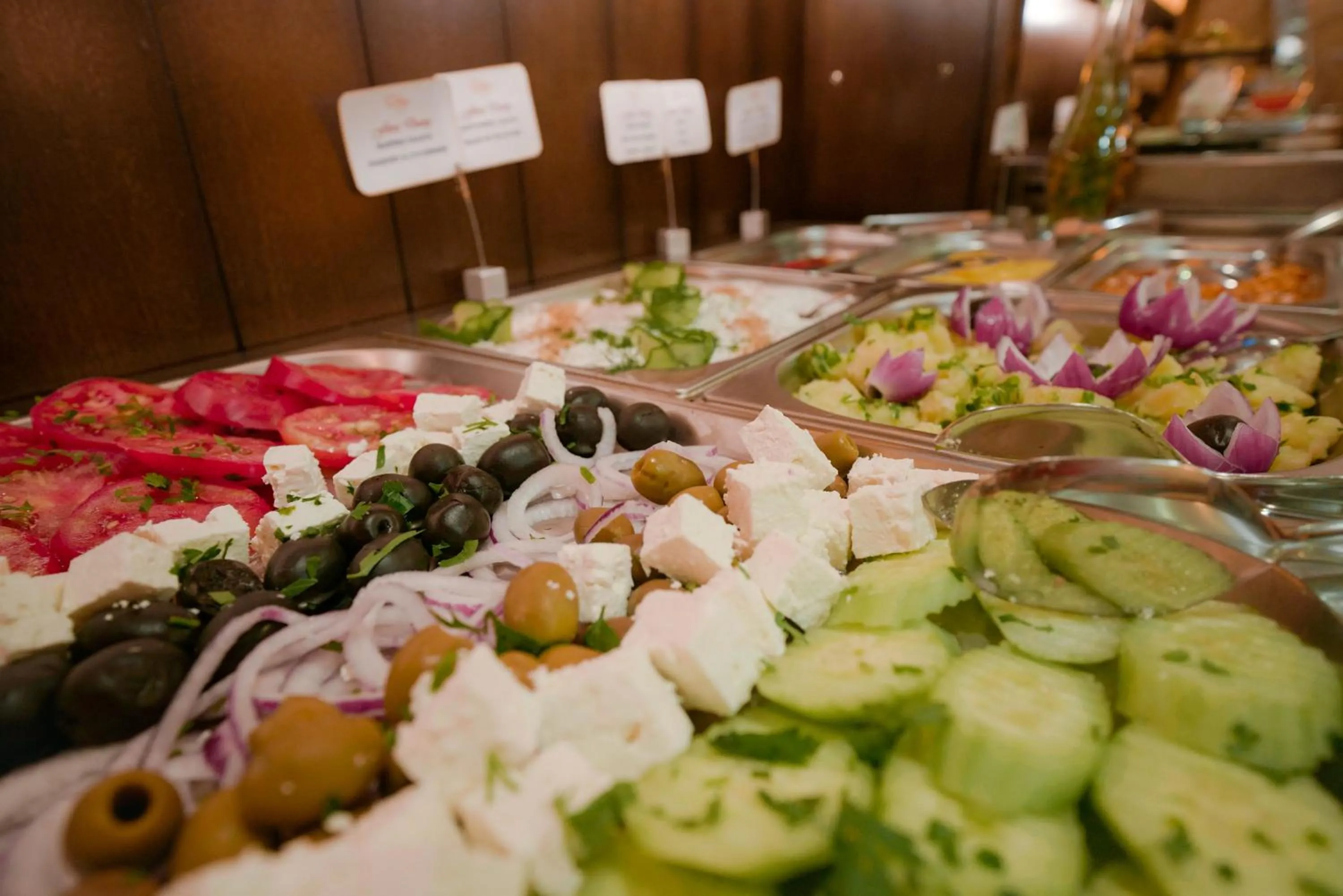 Food and drinks in Apart Hotel Flora Residence Daisy