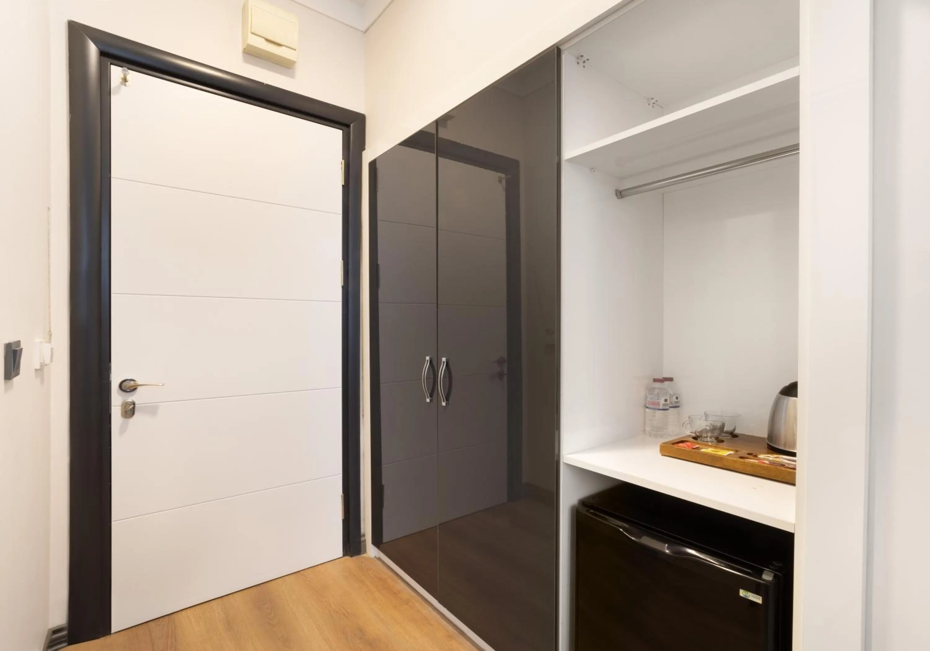 Coffee/tea facilities in Bakırköy DES Suit Otel