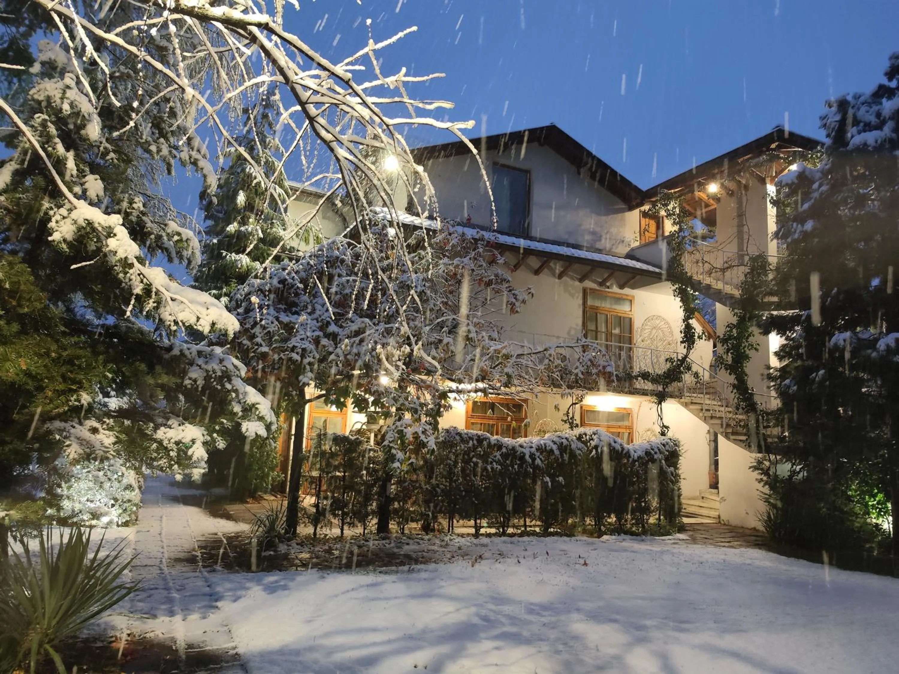 Park Hotel Amfora -Free Parking