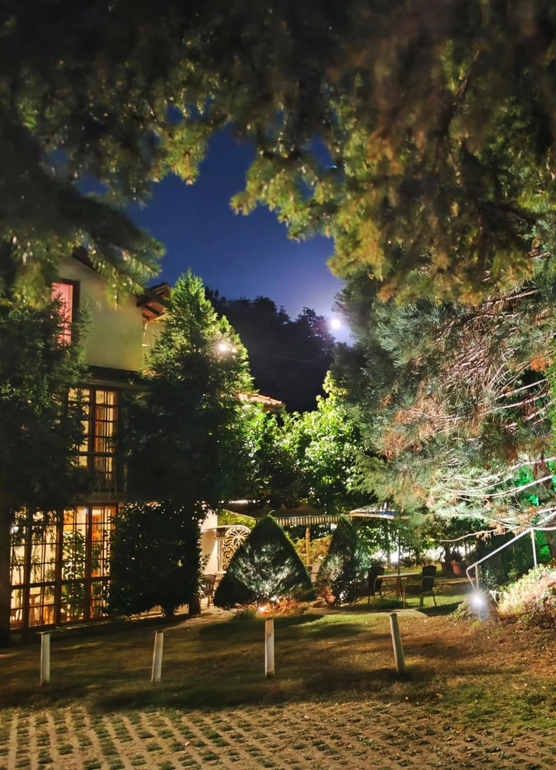 Park Hotel Amfora -Free Parking