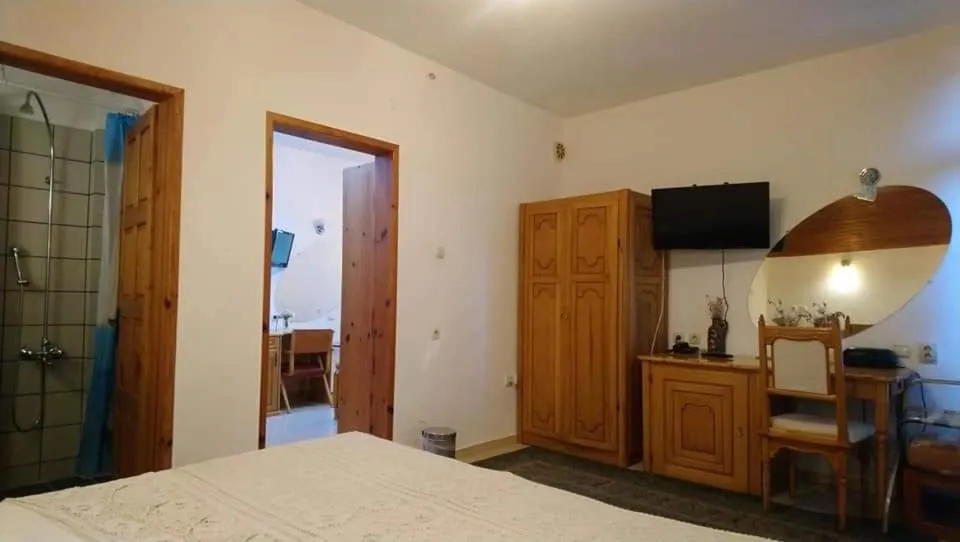 Bed in Park Hotel Amfora -Free Parking