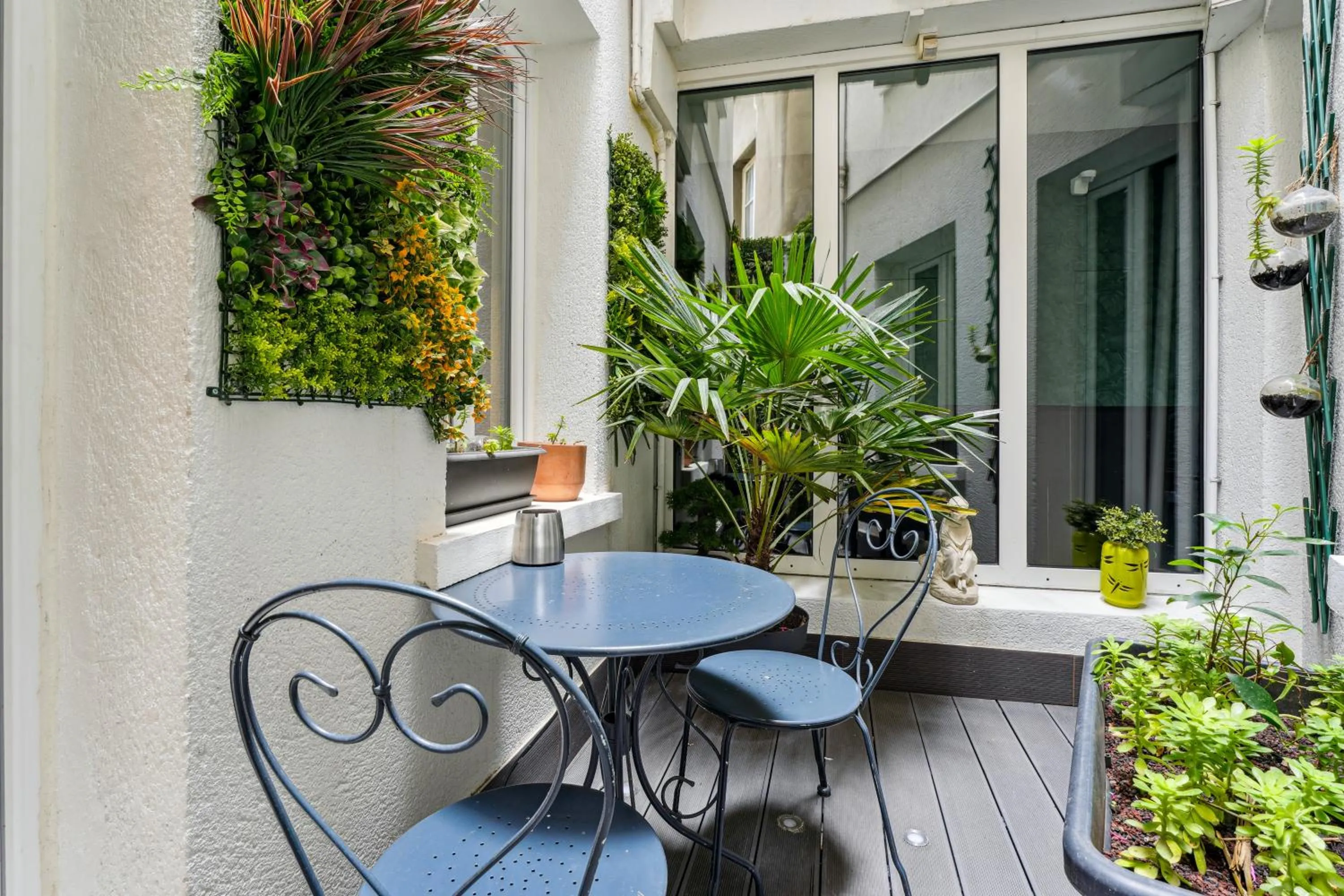 Patio in Résidence AURMAT - Appart - Hôtel - Boulogne - Paris