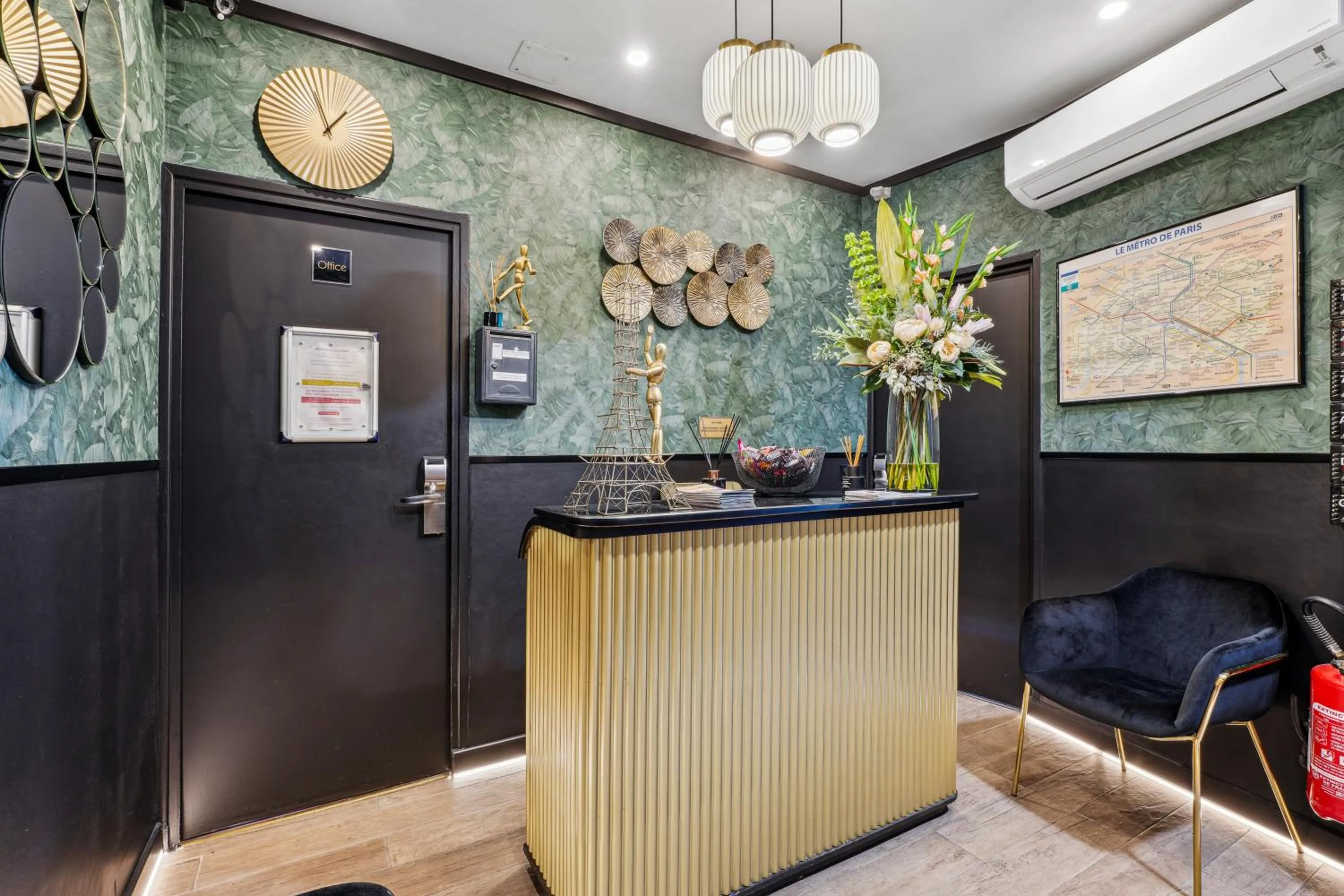 Lobby or reception in Résidence AURMAT - Appart - Hôtel - Boulogne - Paris
