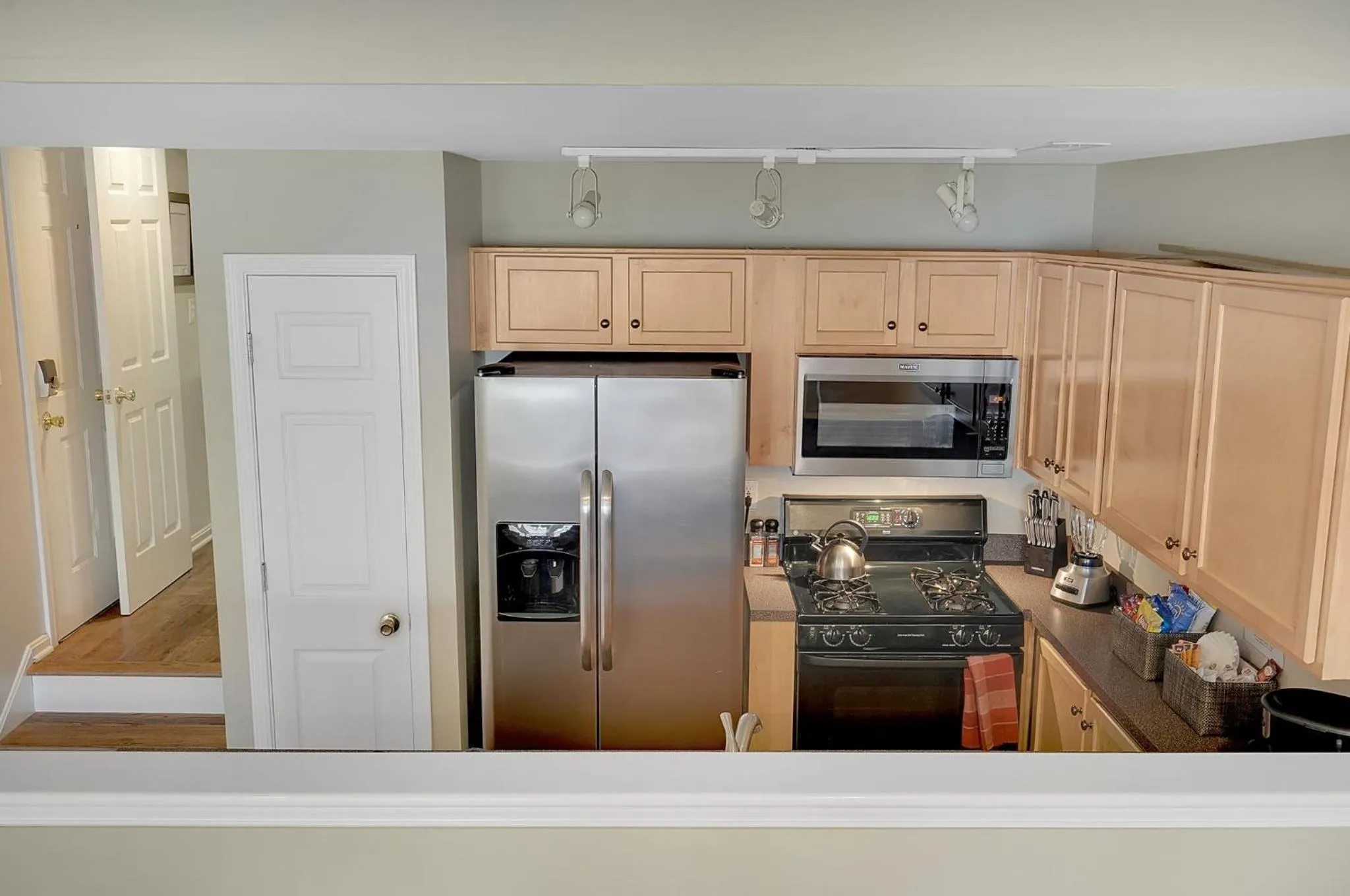 kitchen in Lux Townhouse, Walk to All, Sleeps 6 Adults