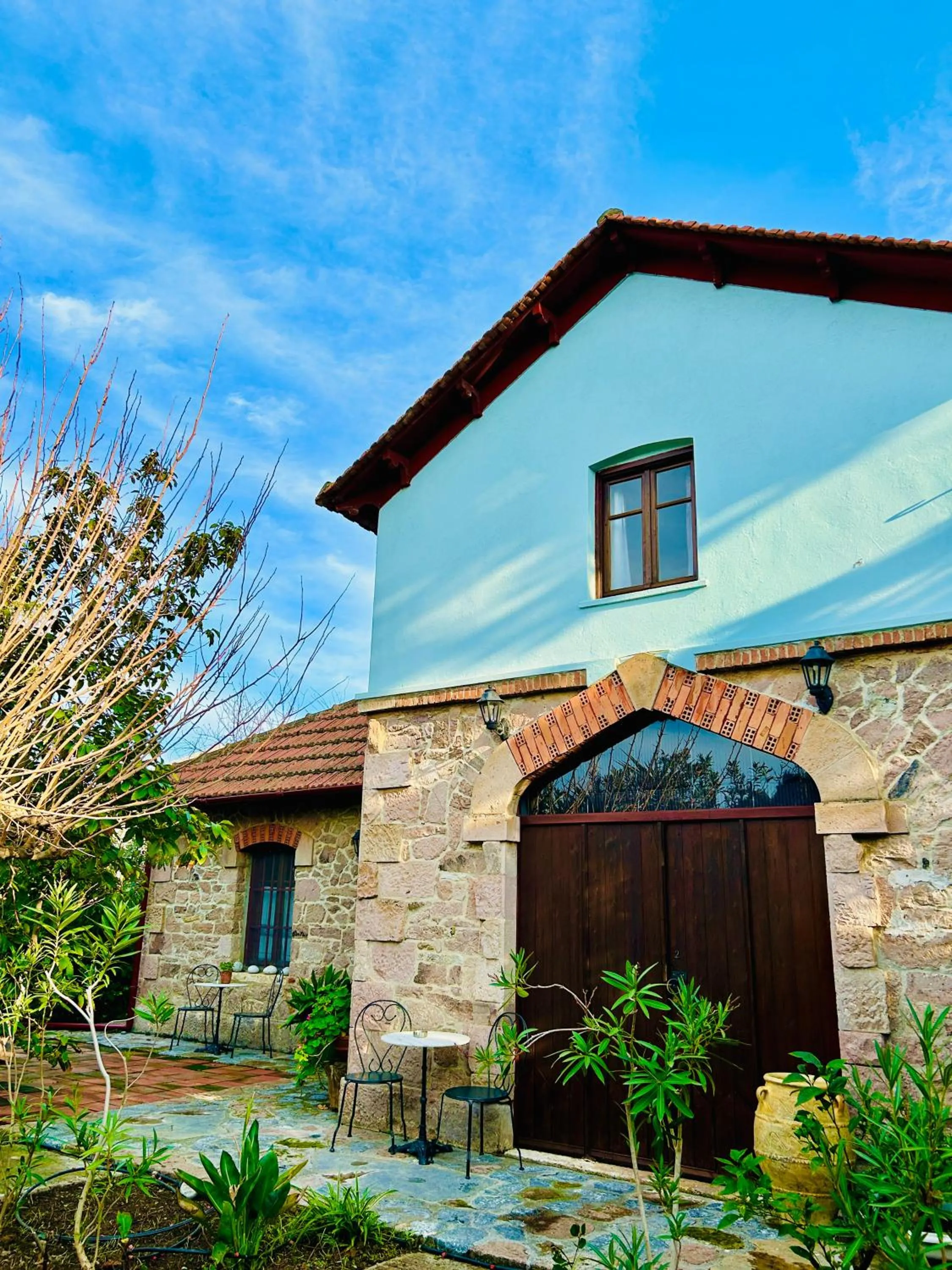 Garden in Loriet Hotel
