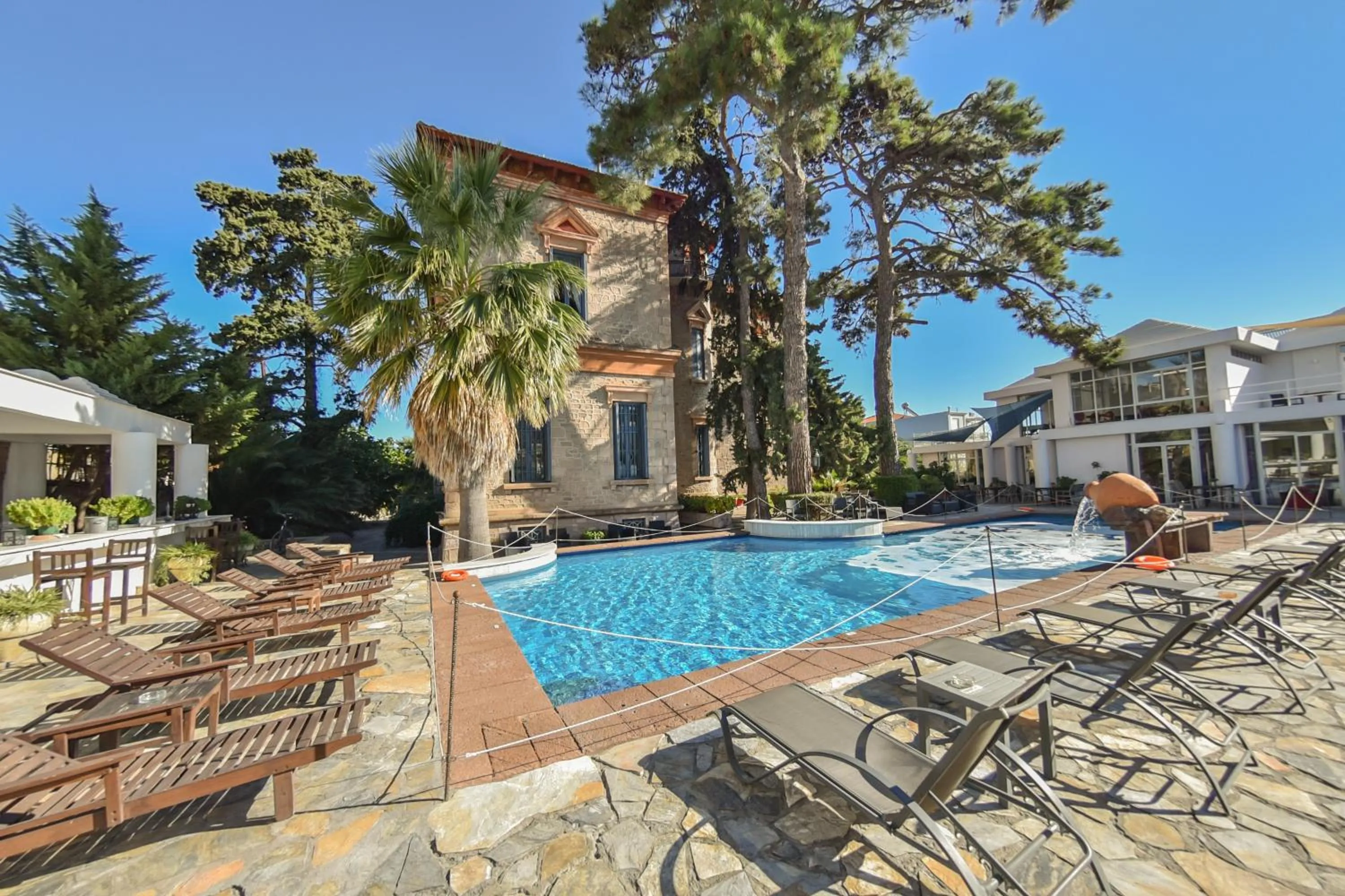 Property building in Loriet Hotel