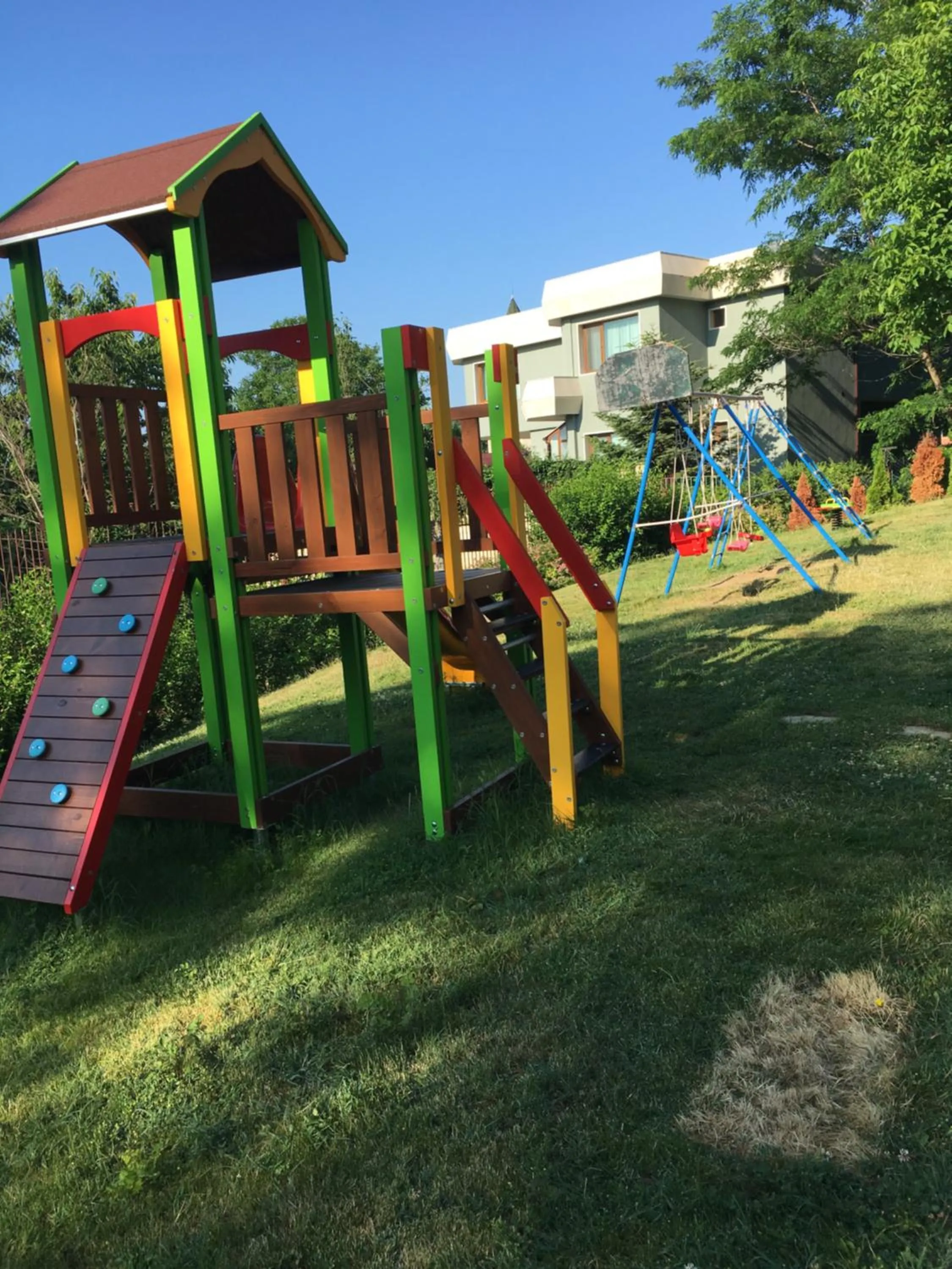 Children play ground in Sea Park Homes Neshkov