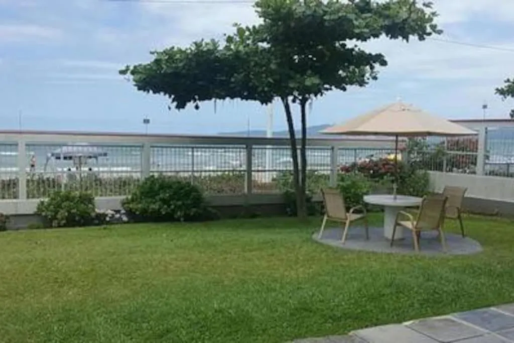 Garden in Itapema-Meia Praia- 3 quartos - Frente Mar!