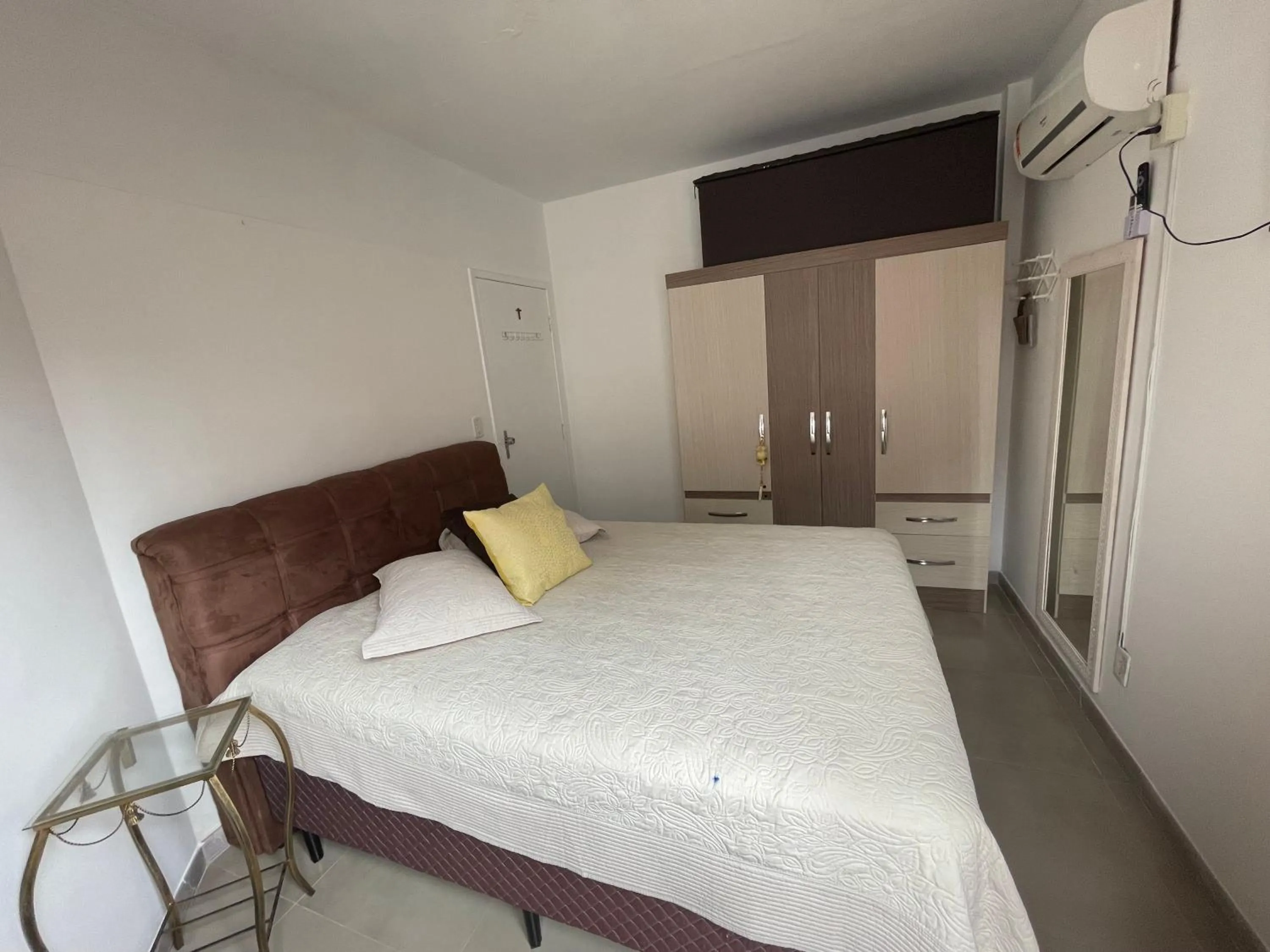 Bed in Itapema-Meia Praia- 3 quartos - Frente Mar!