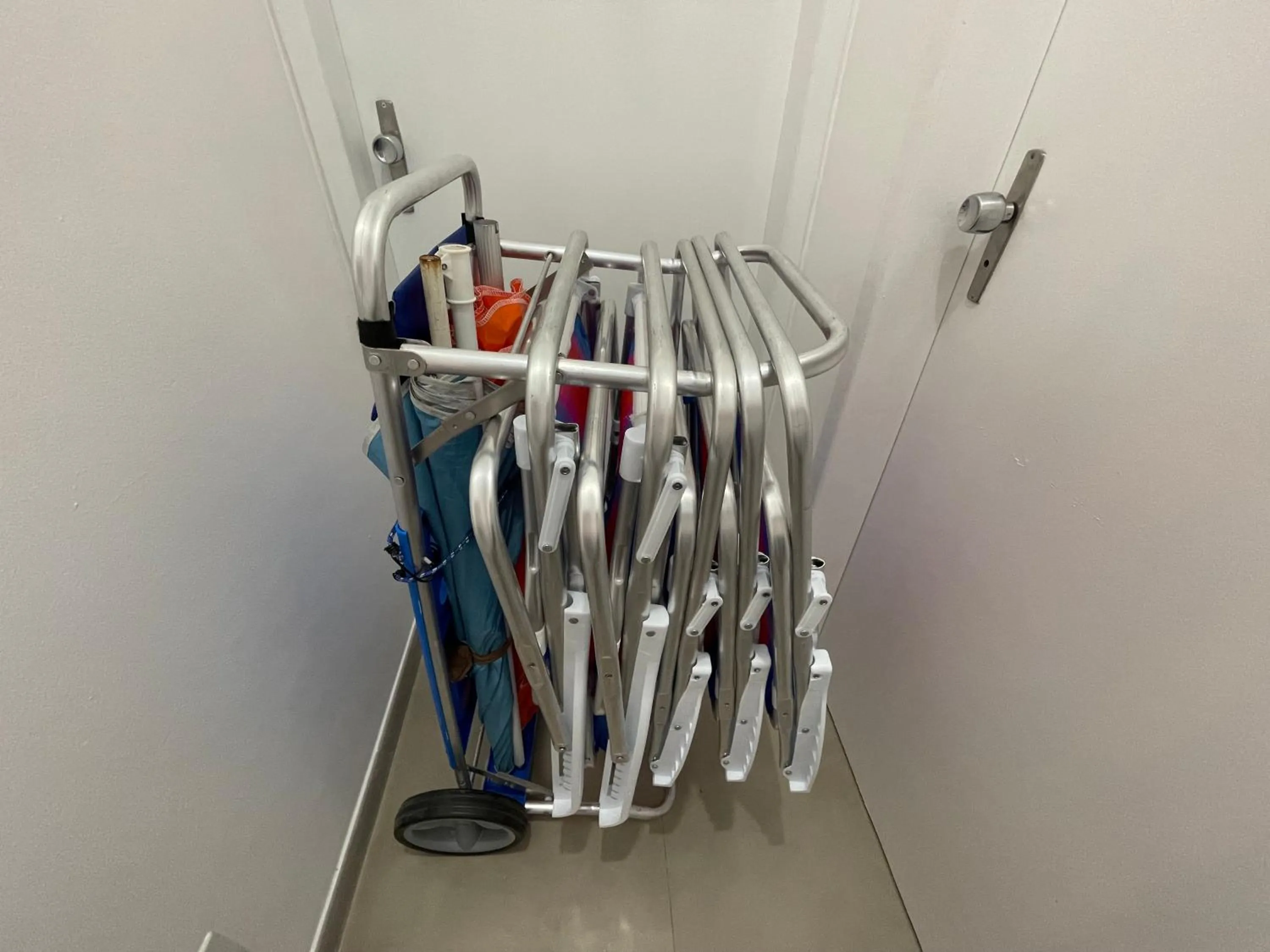 Itapema-Meia Praia- 3 quartos - Frente Mar!