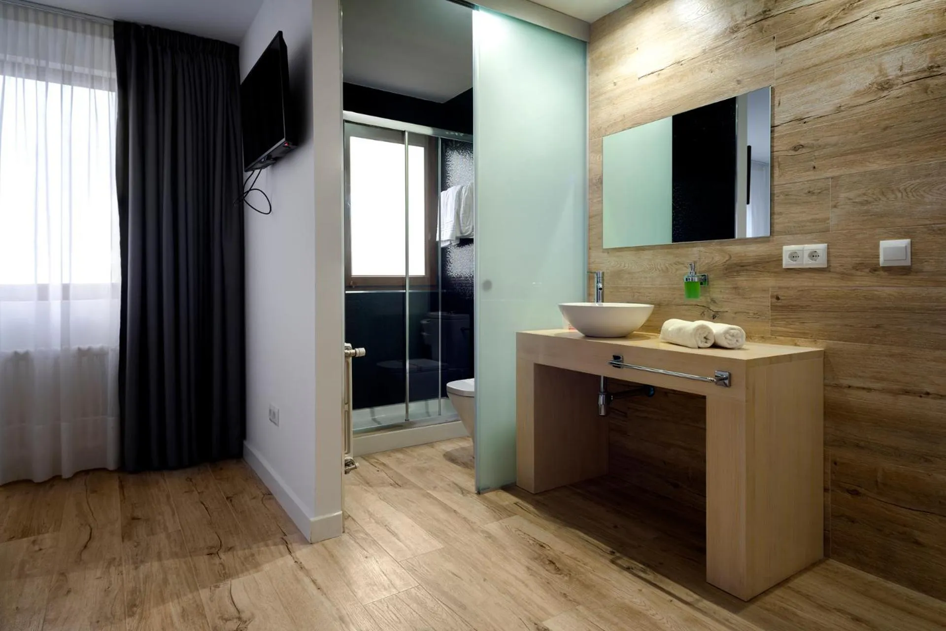 Bathroom in Hotel Montañés