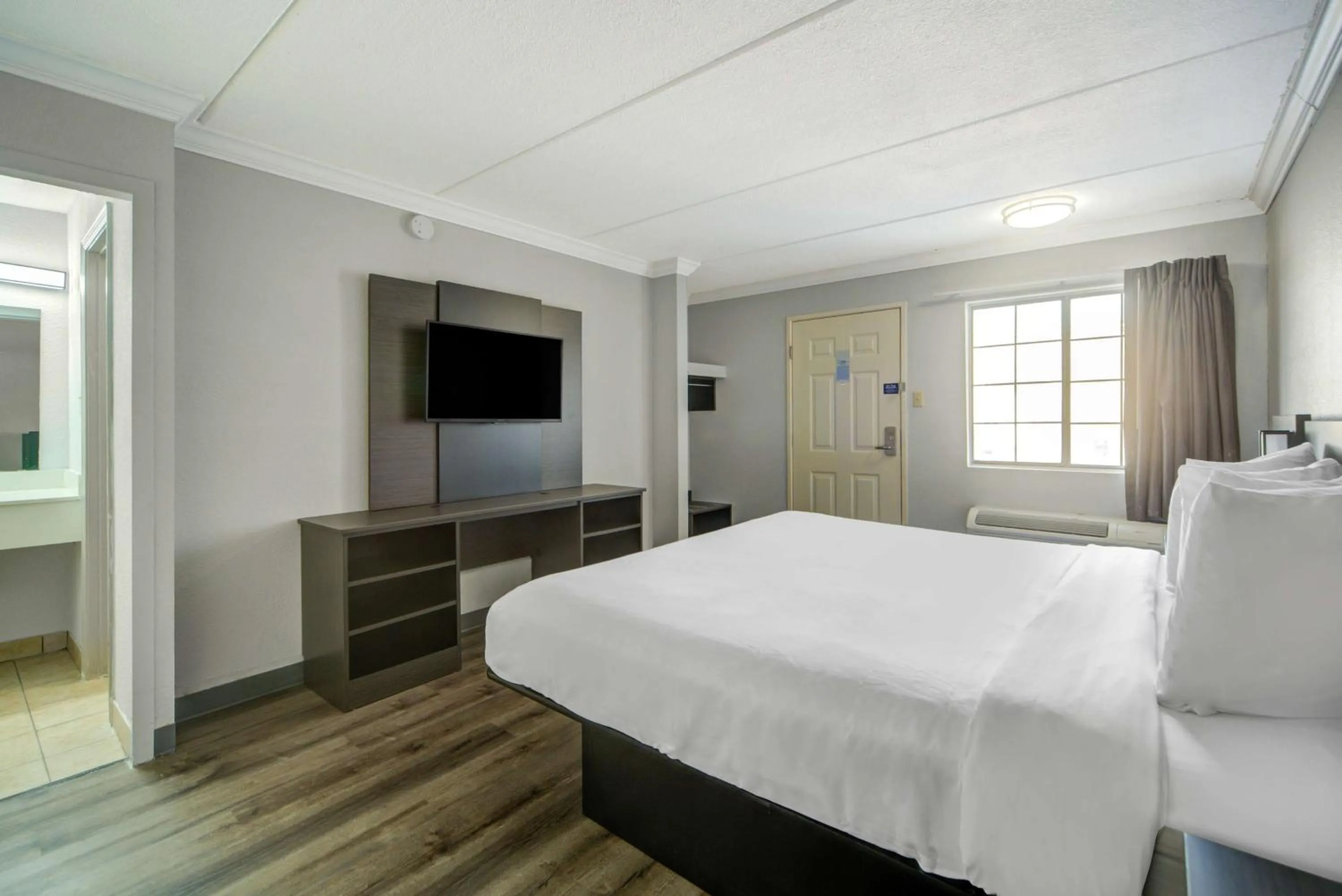 Bedroom, Bed in Motel 6 San Antonio, TX I-35 North Corridor