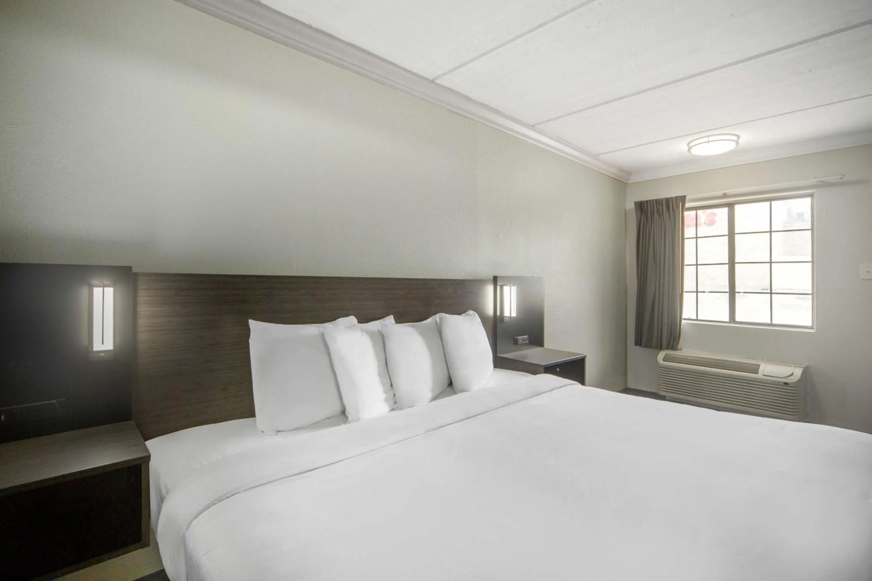 Bedroom, Bed in Motel 6 San Antonio, TX I-35 North Corridor