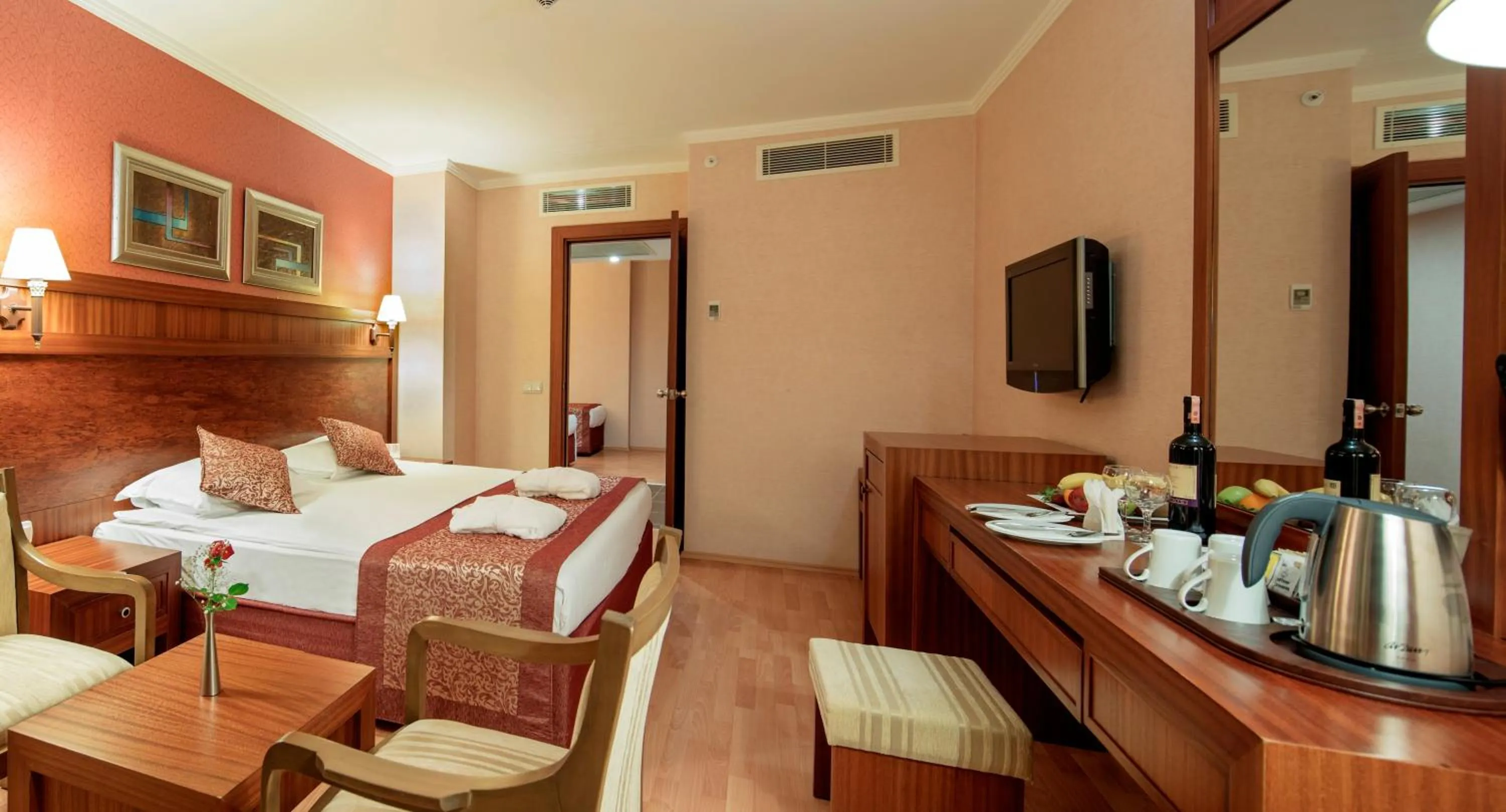 TV and multimedia, Bed in Alba Royal Hotel - Ultra All Inclusive -Adults Only (+16)