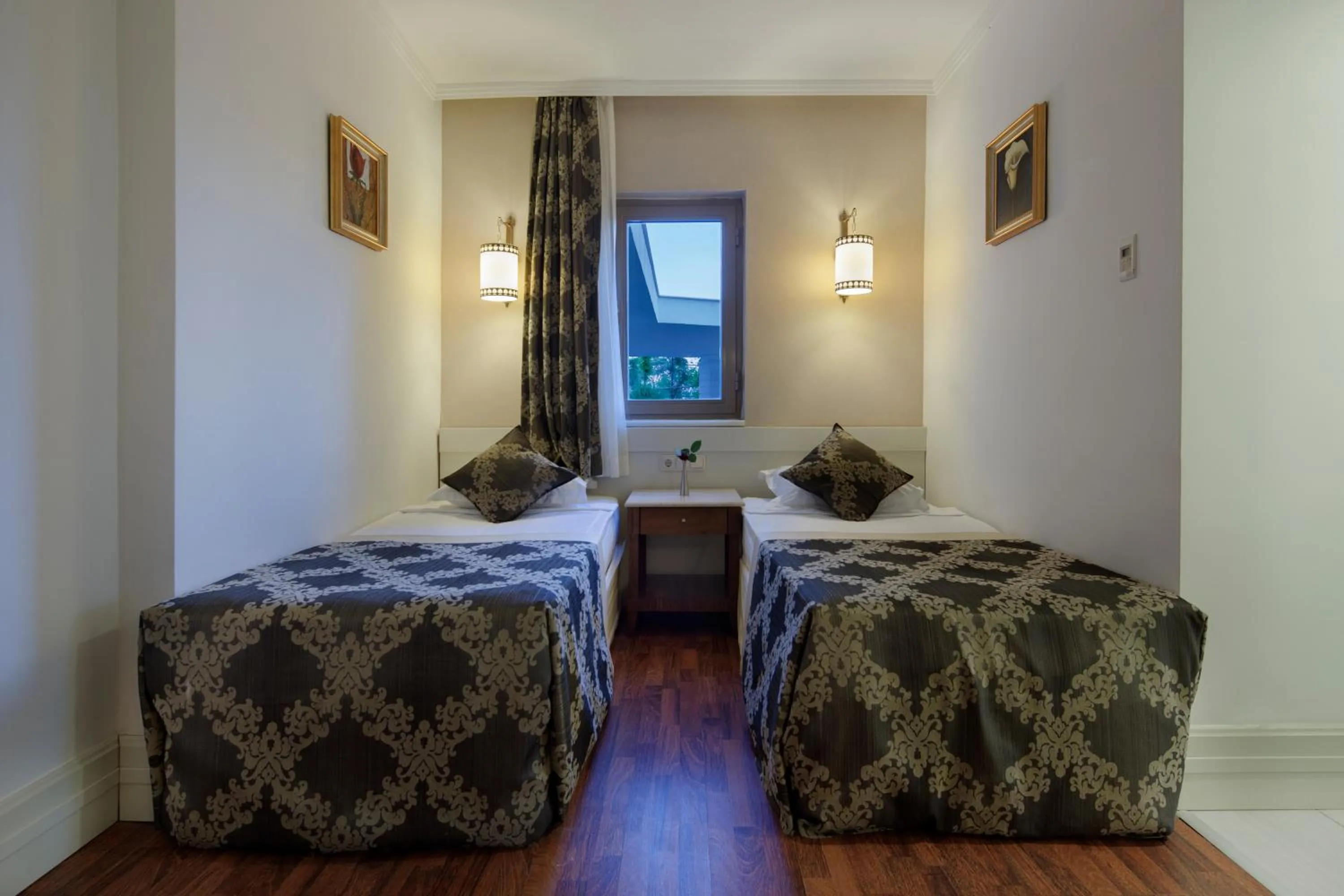 Bedroom, Bed in Alba Queen Hotel - Ultra All Inclusive