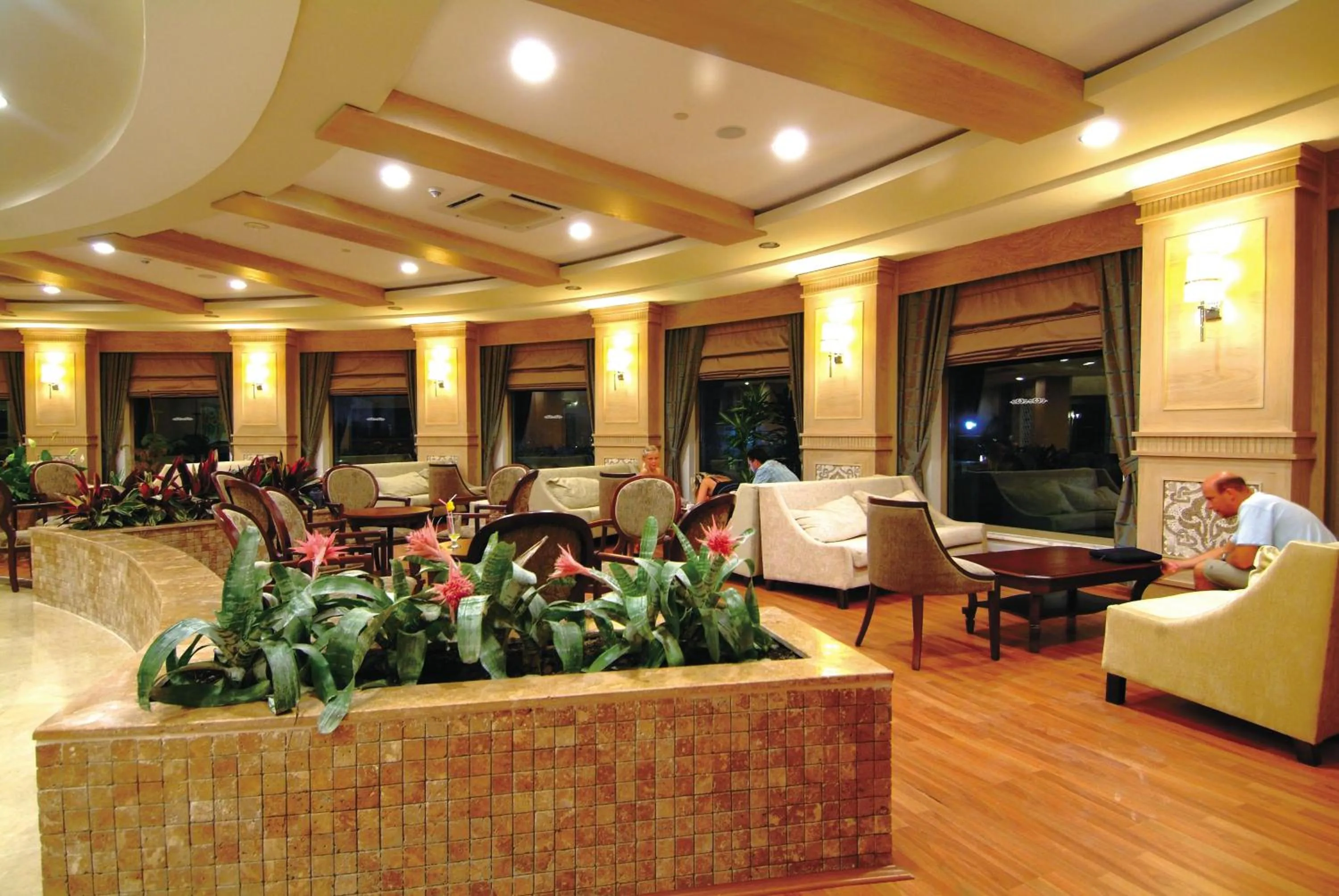 People in Alba Queen Hotel - Ultra All Inclusive