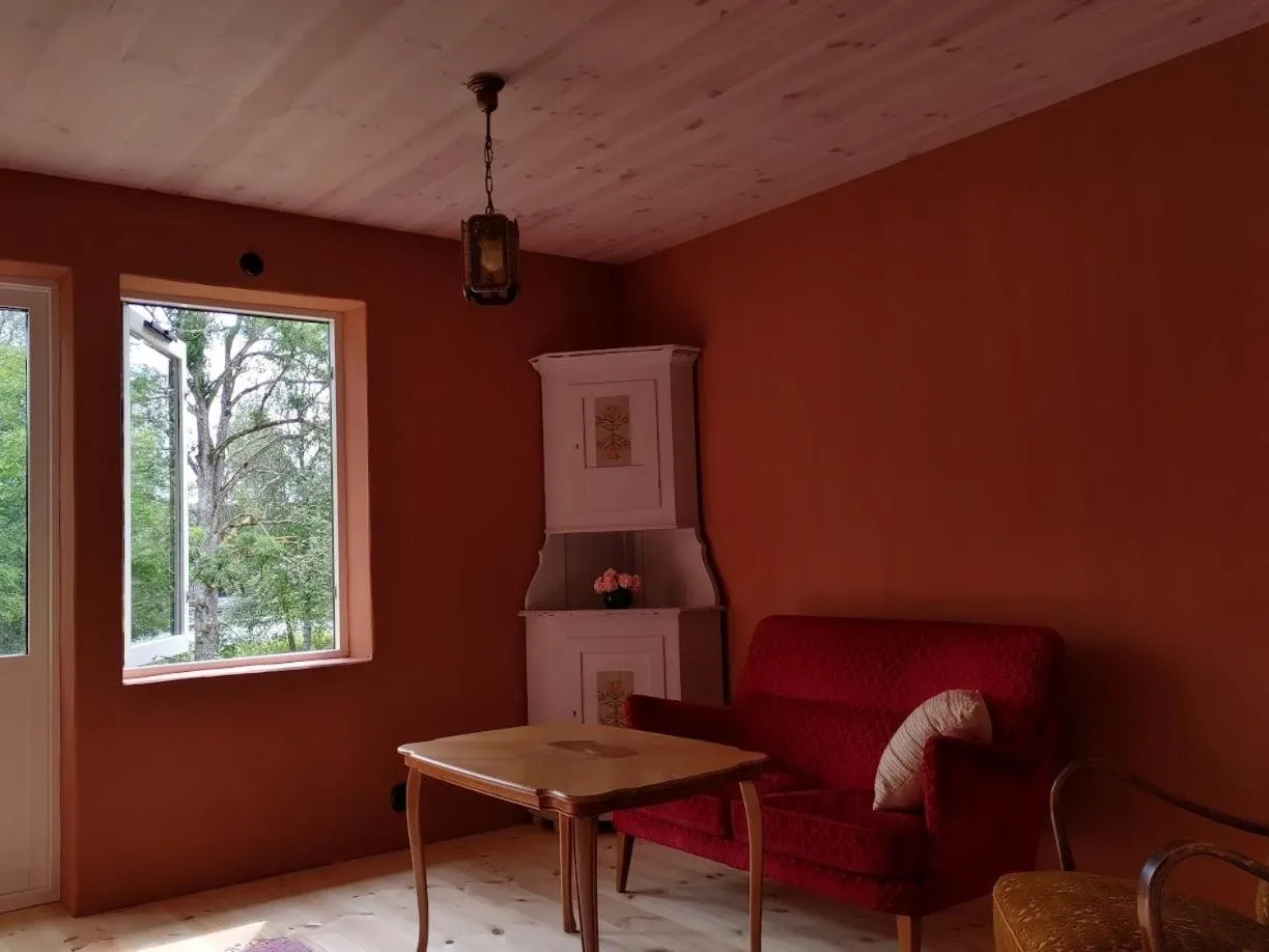 Living room in Ödevata Gårdshotell