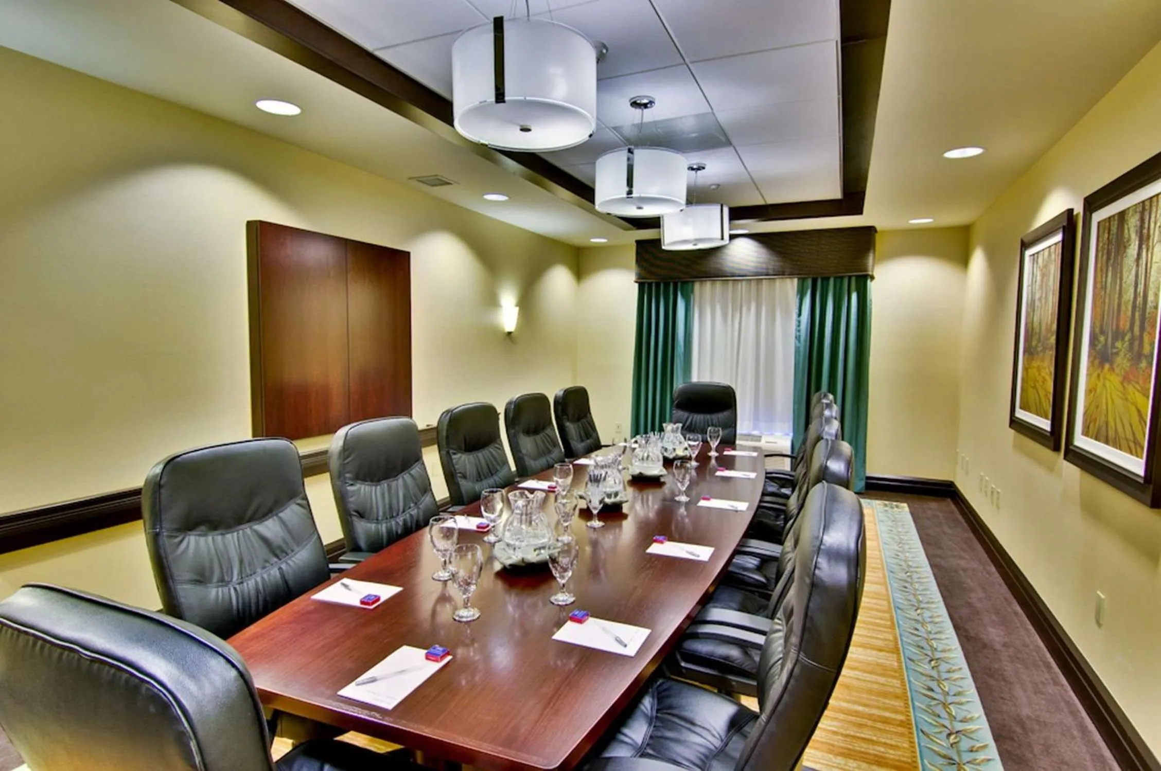 Meeting/conference room in Hampton Inn & Suites Moreno Valley