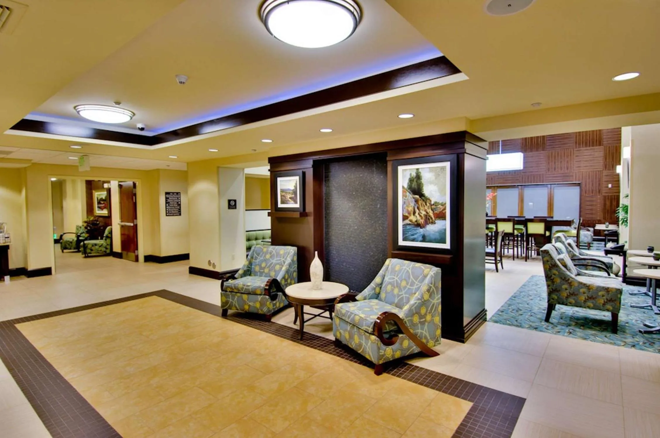 Lobby or reception in Hampton Inn & Suites Moreno Valley