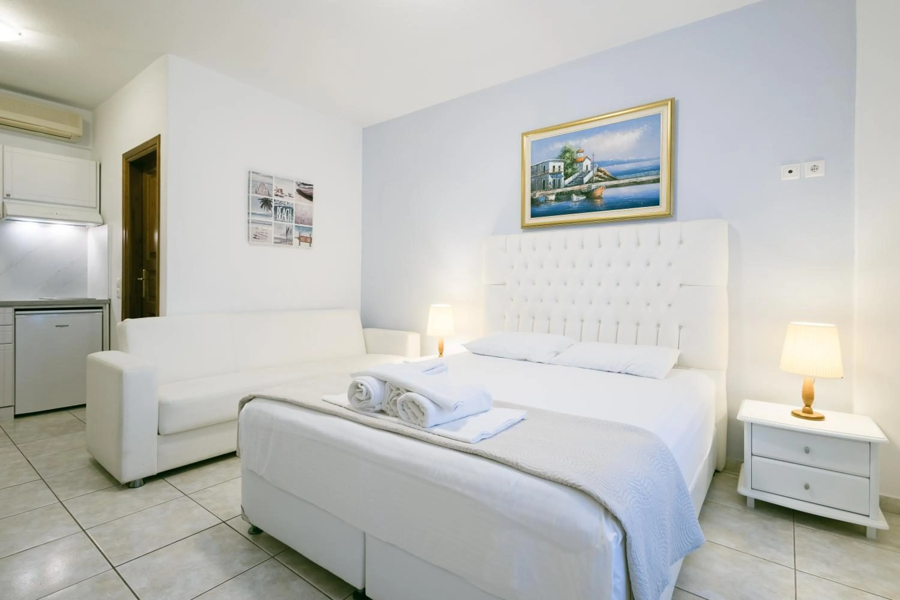 Property building, Bed in Anna Maria - Vanessa Apartments