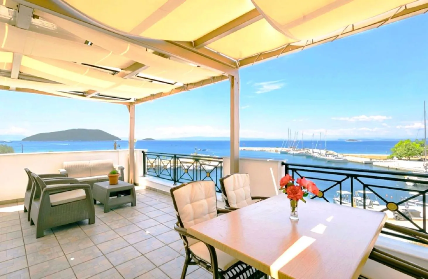 Property building in Anna Maria - Vanessa Apartments