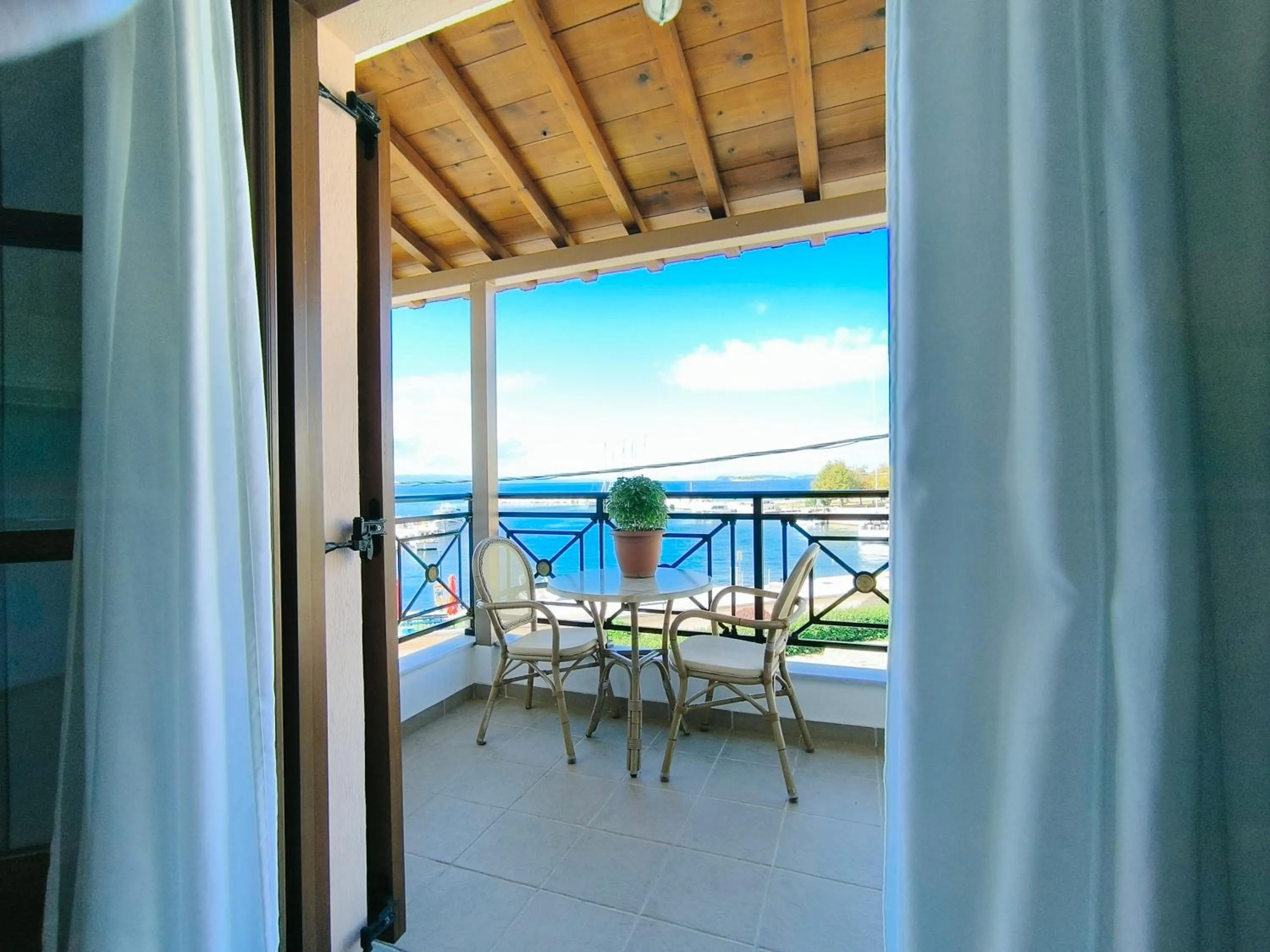 Property building in Anna Maria - Vanessa Apartments