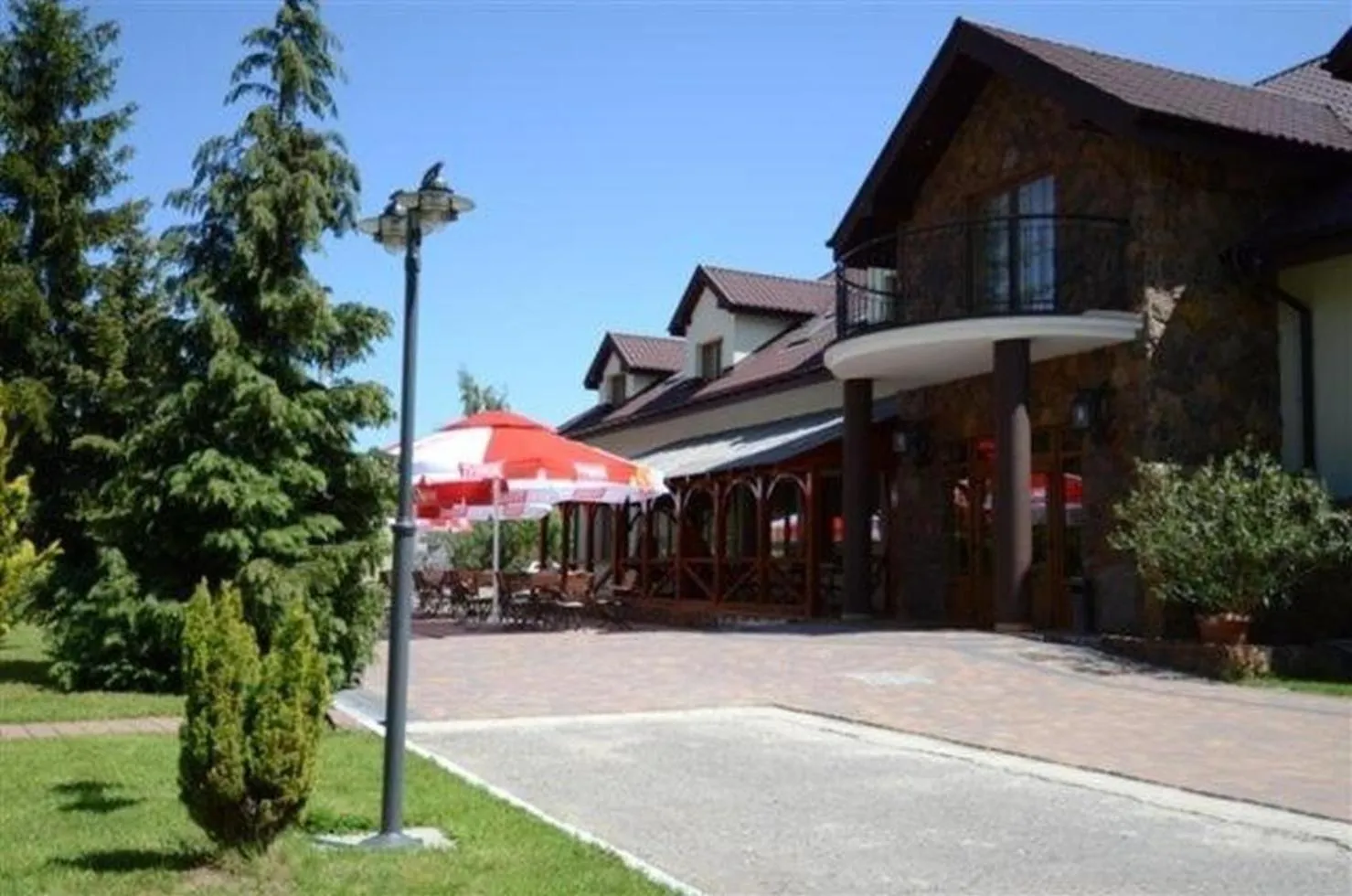 Facade/entrance in Stary Młyn