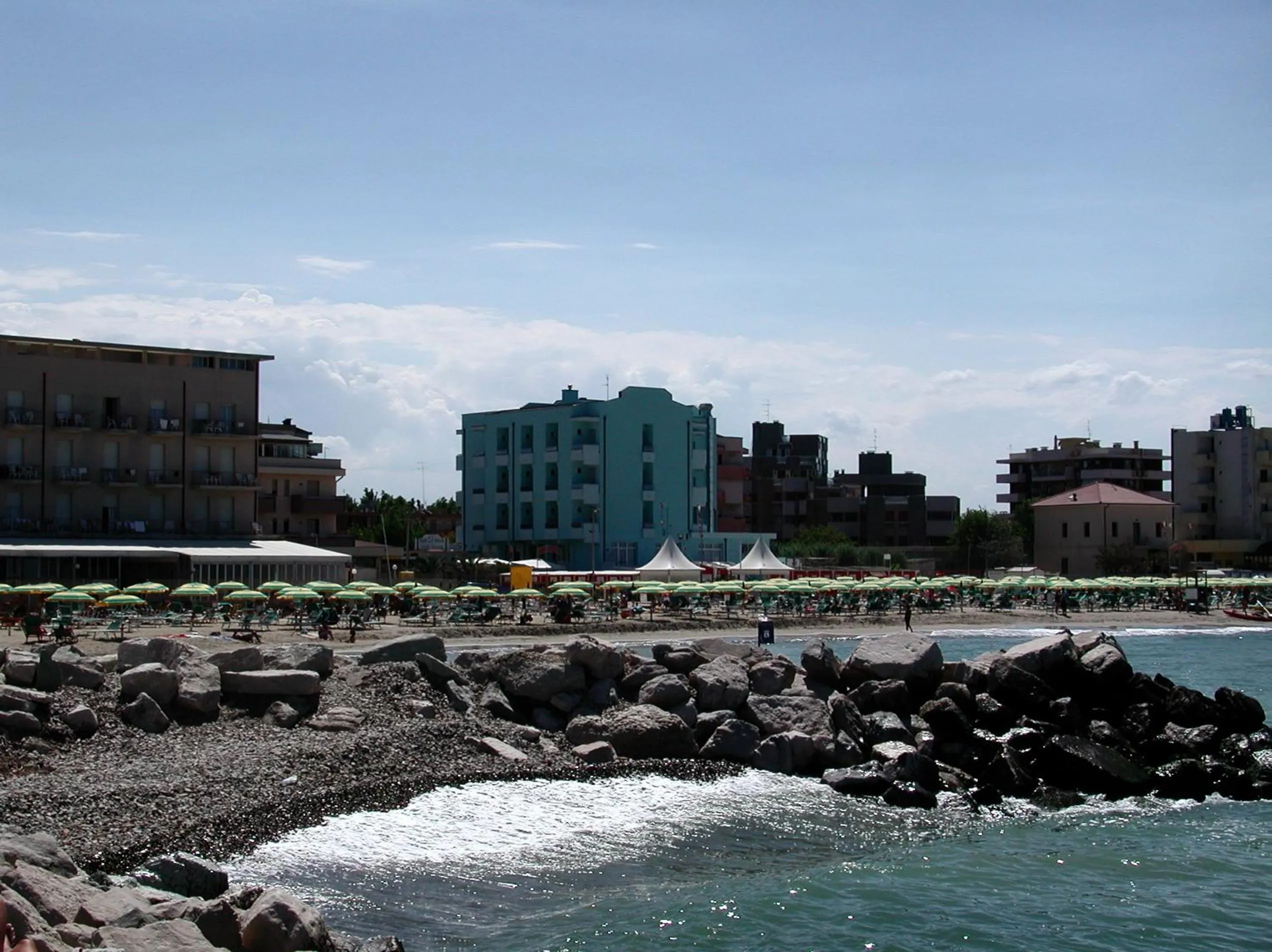 Beach in Hotel Iones