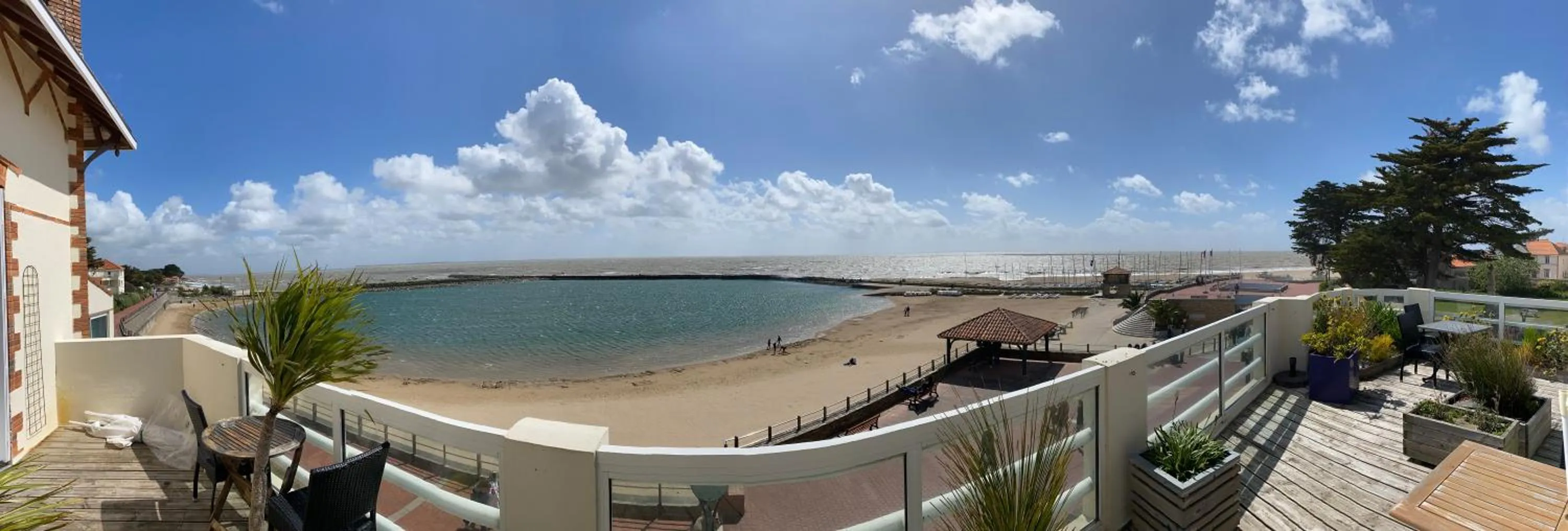 Sea view in Hôtel de charme & SPA Le Grand Large