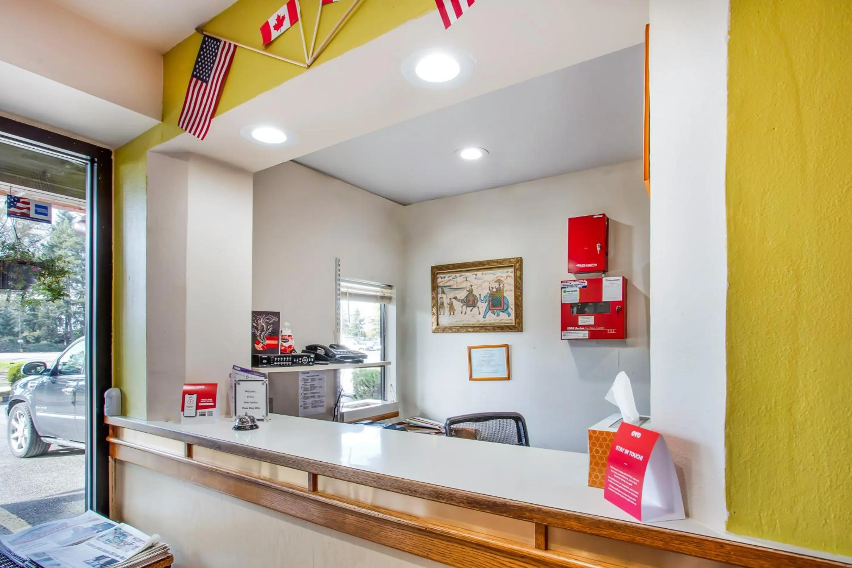 Lobby or reception in Arlington Motor Inn