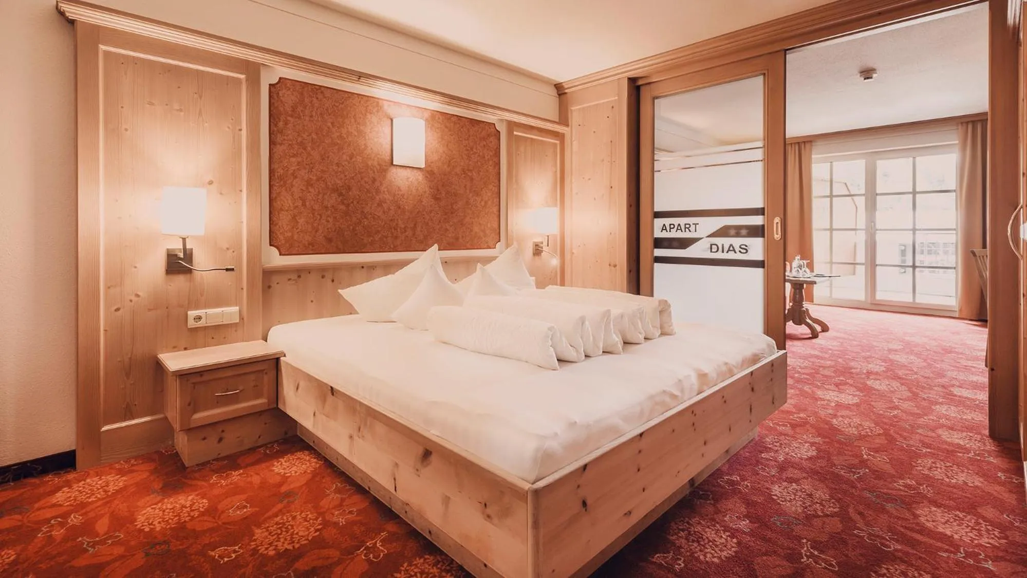 Photo of the whole room, Bed in Hotel Auhof Kappl