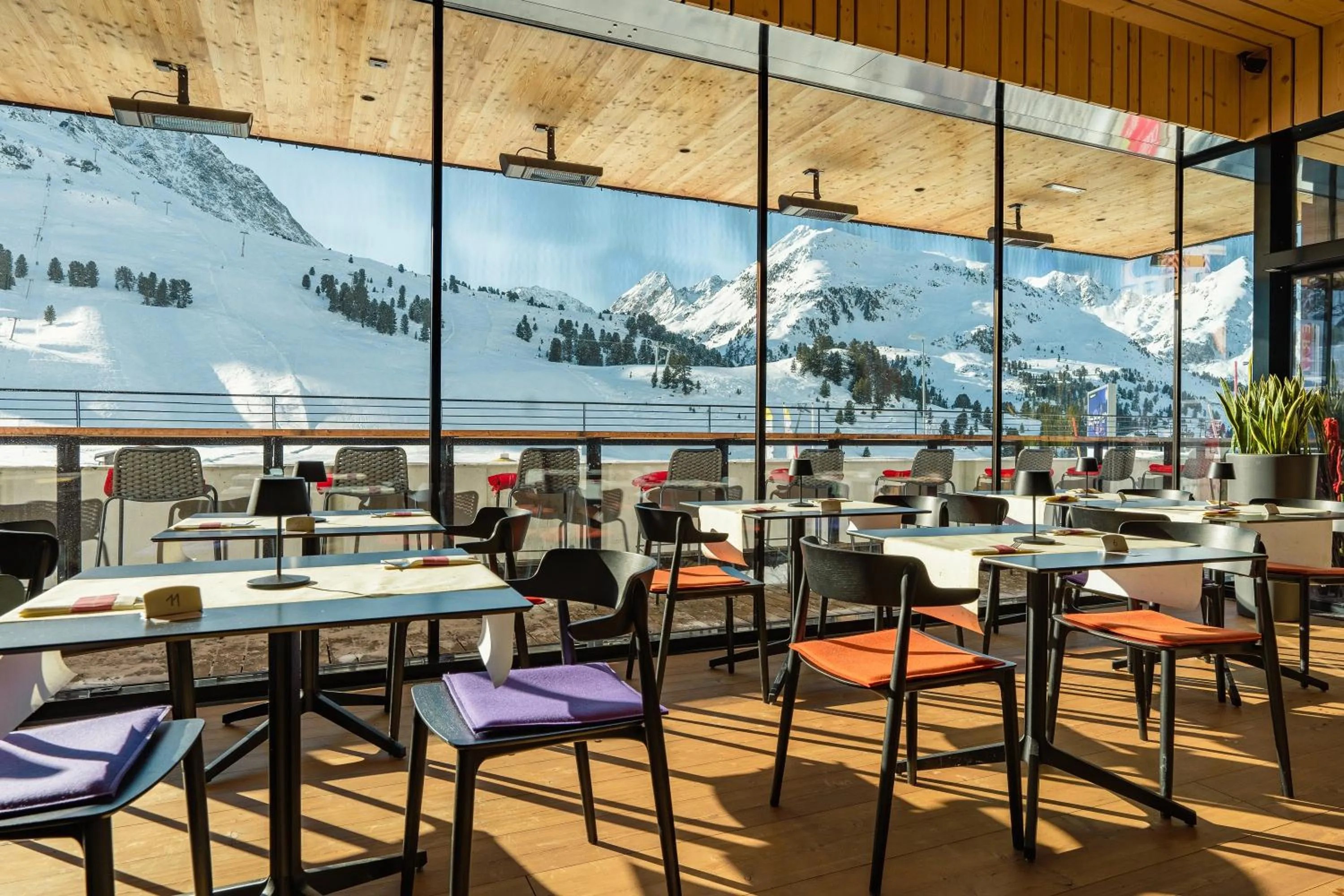 Restaurant/places to eat in Hotel Jagdschloss Resort