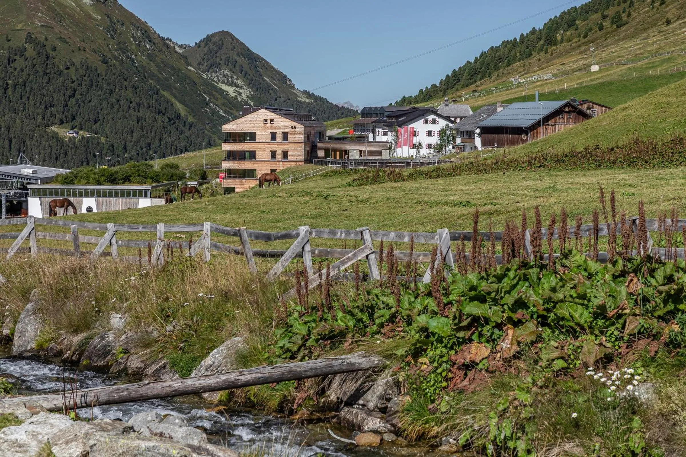 Property building in Hotel Jagdschloss Resort