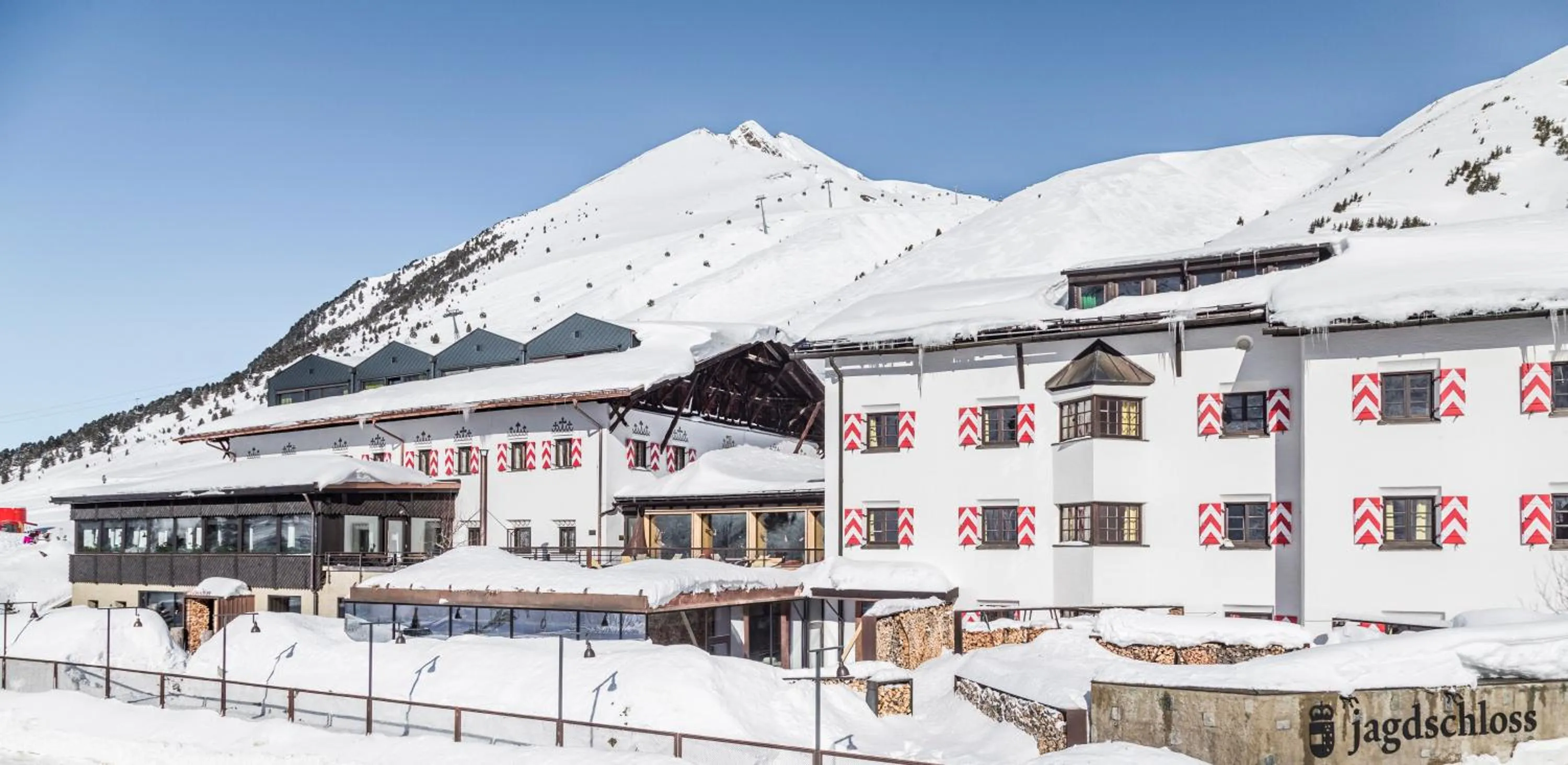 Property building in Hotel Jagdschloss Resort