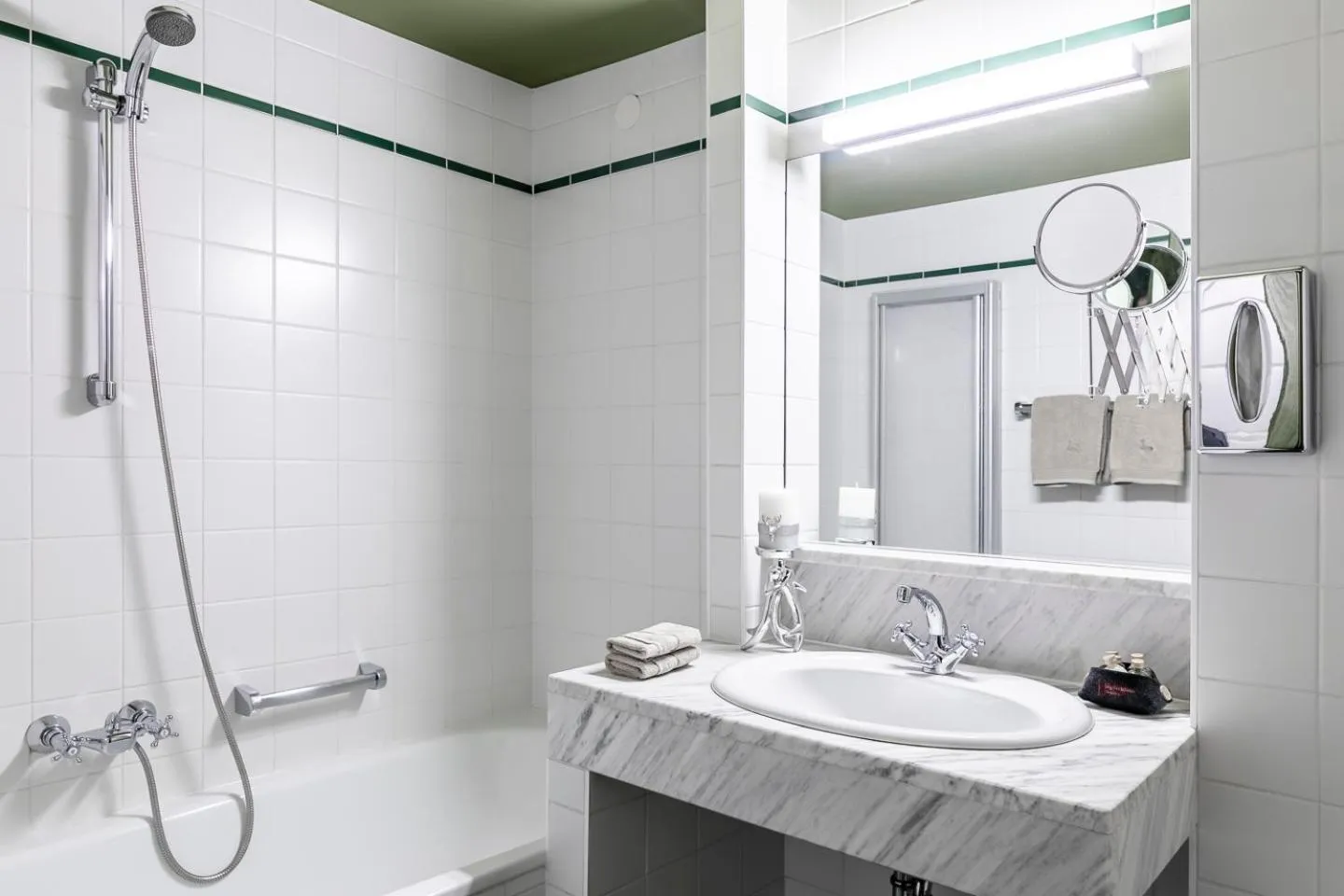 Bathroom in Hotel Jagdschloss Resort