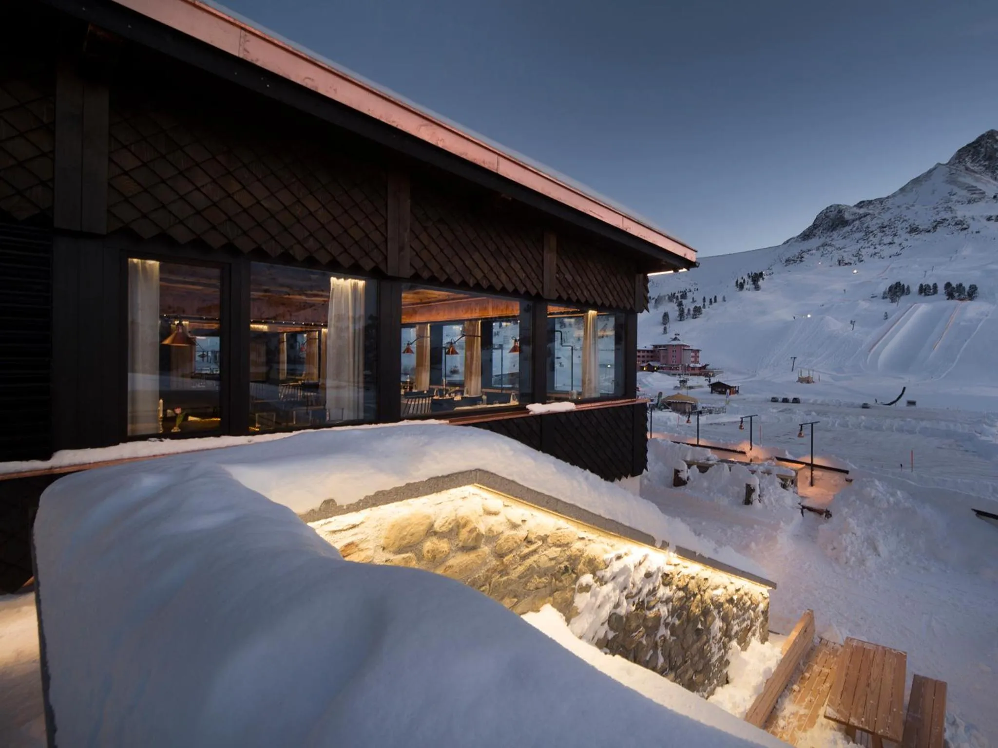 Facade/entrance in Hotel Jagdschloss Resort