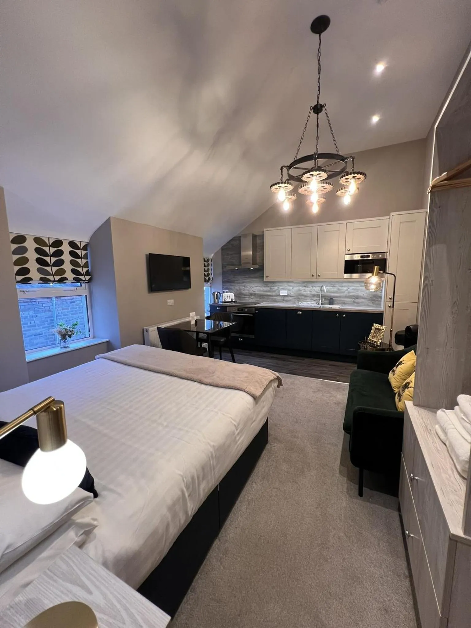 Bedroom, Bed in Amadeus Apartments