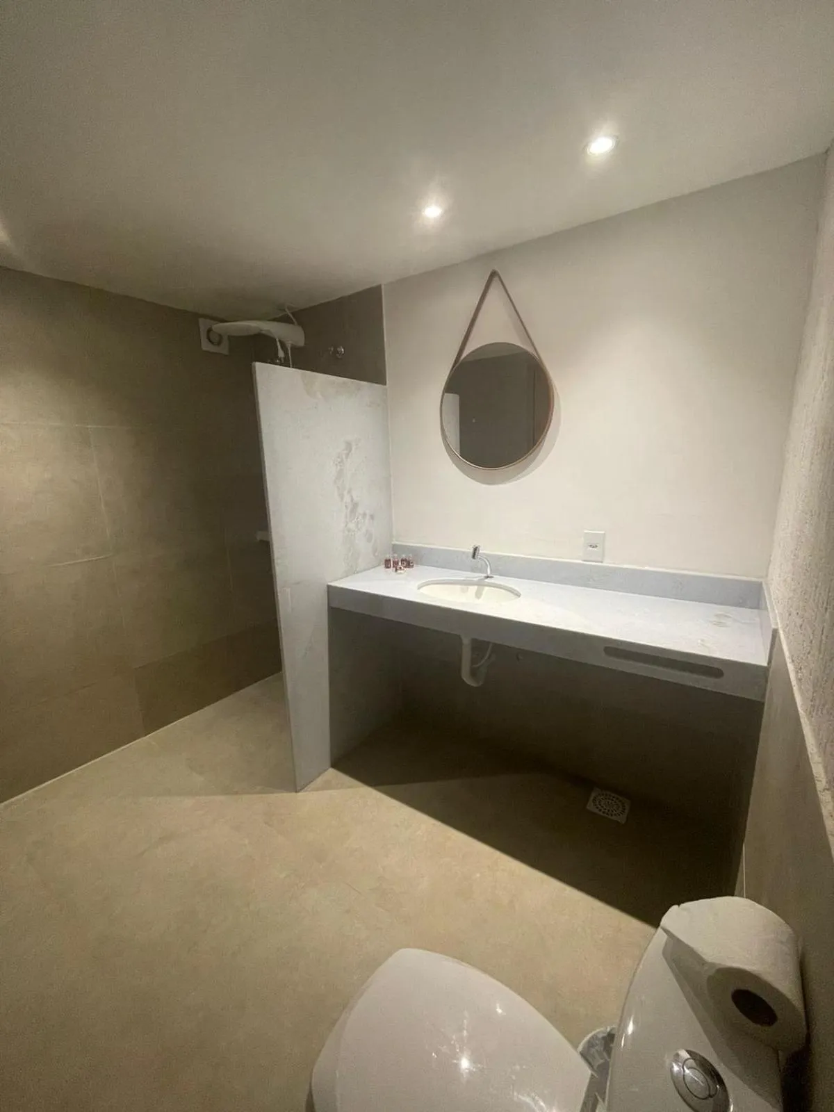 Bathroom in Orlanova Hotel