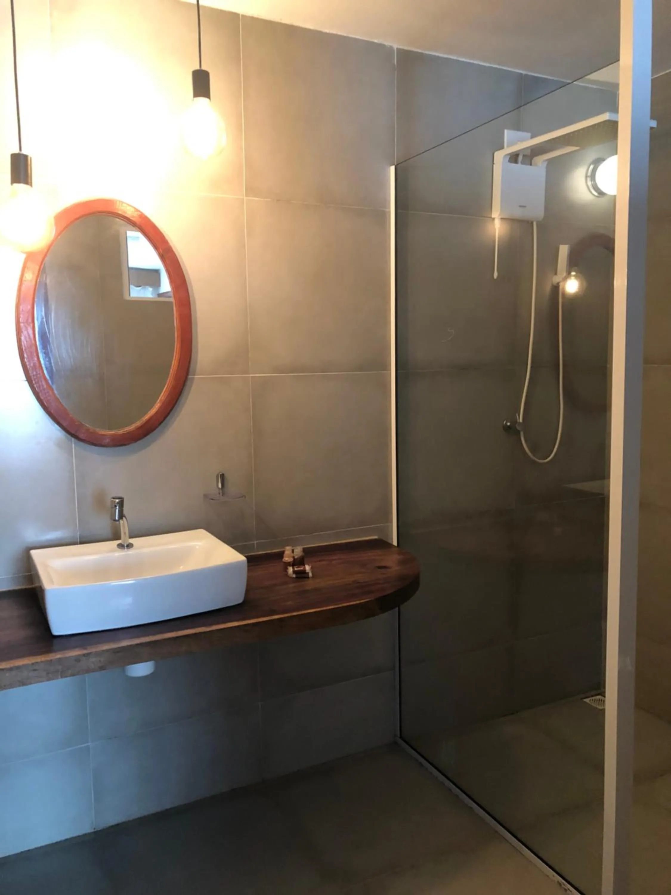 Bathroom in Orlanova Hotel